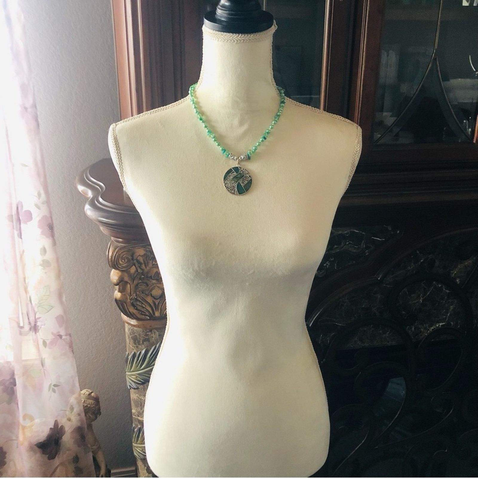 Handmade Handcrafted repurpose abalone shell medallion Pearl necklace Size ONE SIZE - 5 Thumbnail