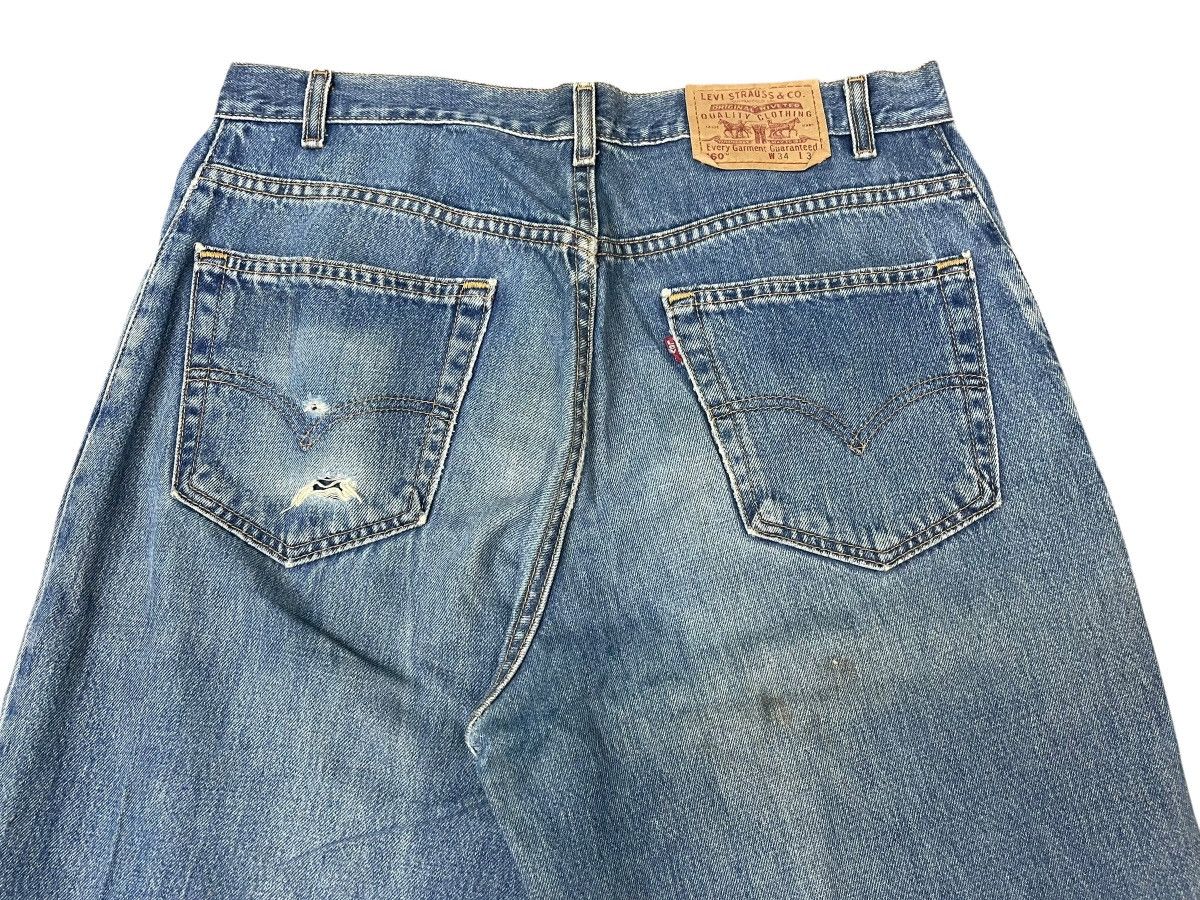 Levi's Vintage Levi’s 560 Loose Fit Tapered Leg Jeans Size US 34 / EU 50 - 3 Thumbnail