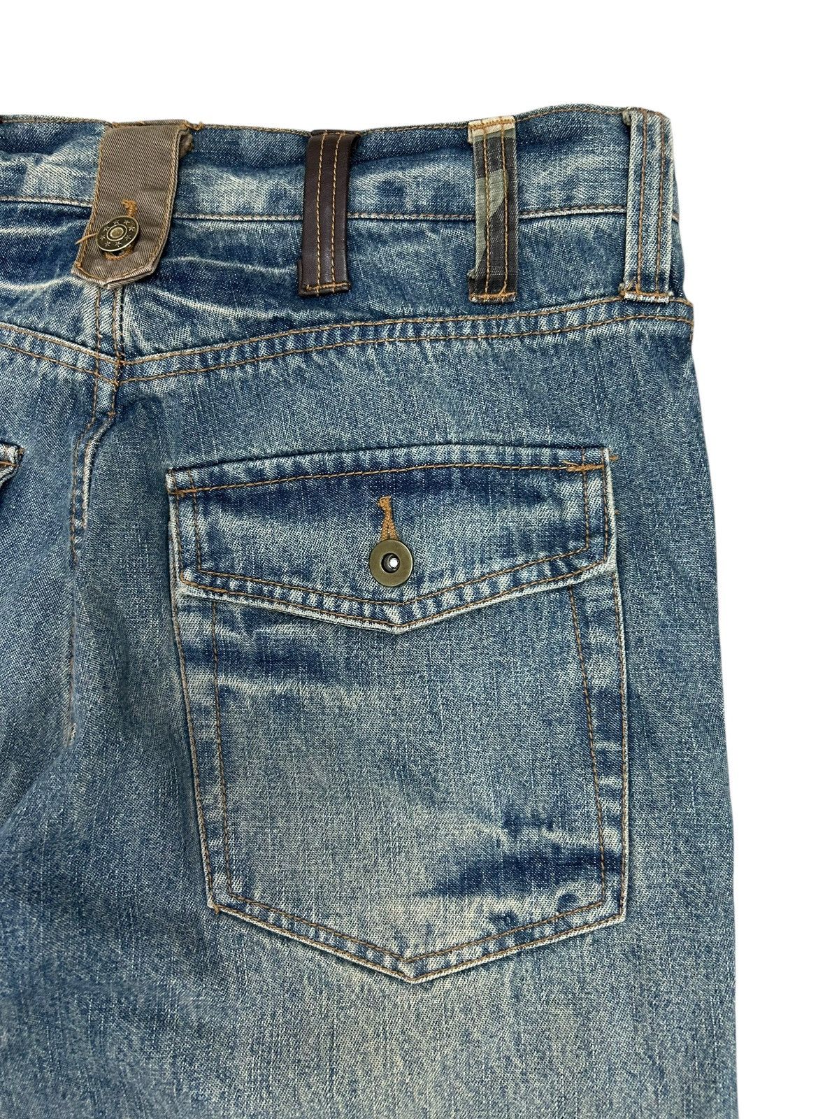 GOSTAR DE FUGA Strange Heaven Double Waist Clawn Mark Whisker Light Washed Size US 30 / EU 46 - 16 Thumbnail