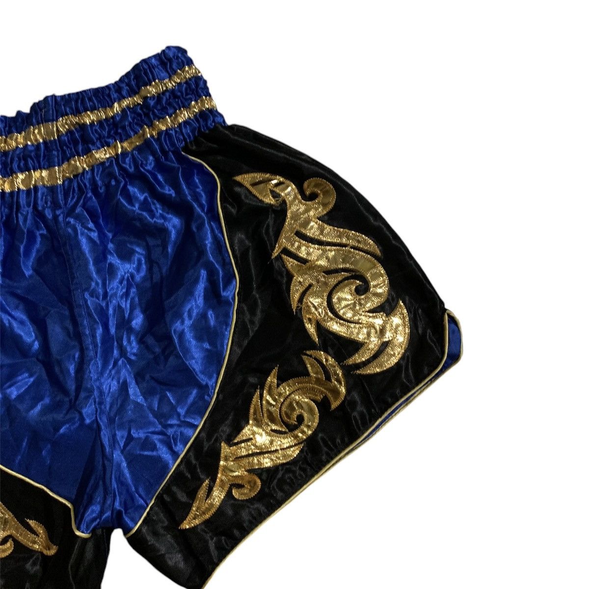 Japanese Brand × Vintage Vintage Muay Thai Boxing Top King Japanese Shorts Size US 34 / EU 50 - 3 Thumbnail