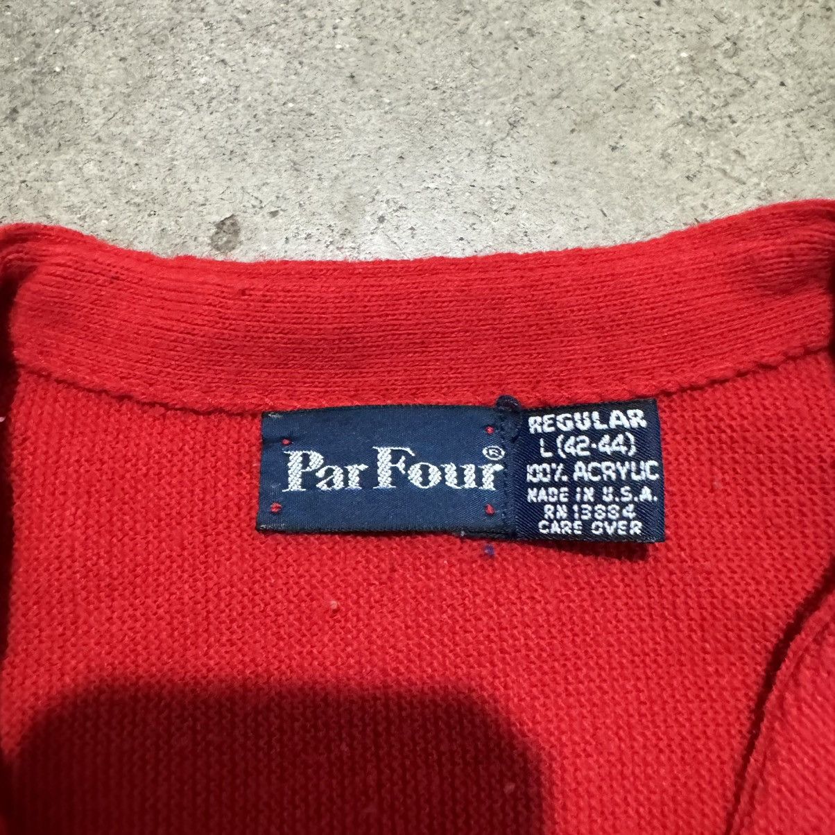 Vintage VINTAGE 80s RED ACRYLIC CARDIGAN! Size US L / EU 52-54 / 3 - 6 Thumbnail
