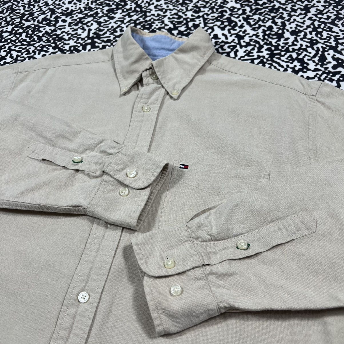 Tommy Hilfiger Vintage 00s Tommy Hilfiger Casual Classic Retro Style Shirt Size US M / EU 48-50 / 2 - 5 Thumbnail