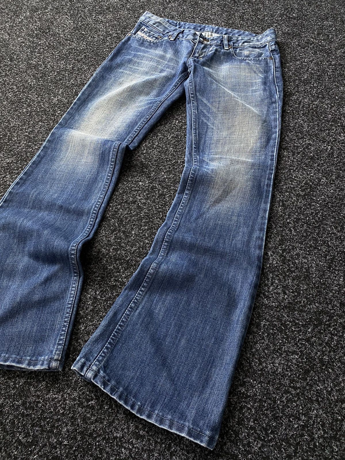 Diesel × If Six Was Nine × Vintage Crazy Vintage 90s Diesel Flared Baggy Jeans Size 31" - 3 Thumbnail