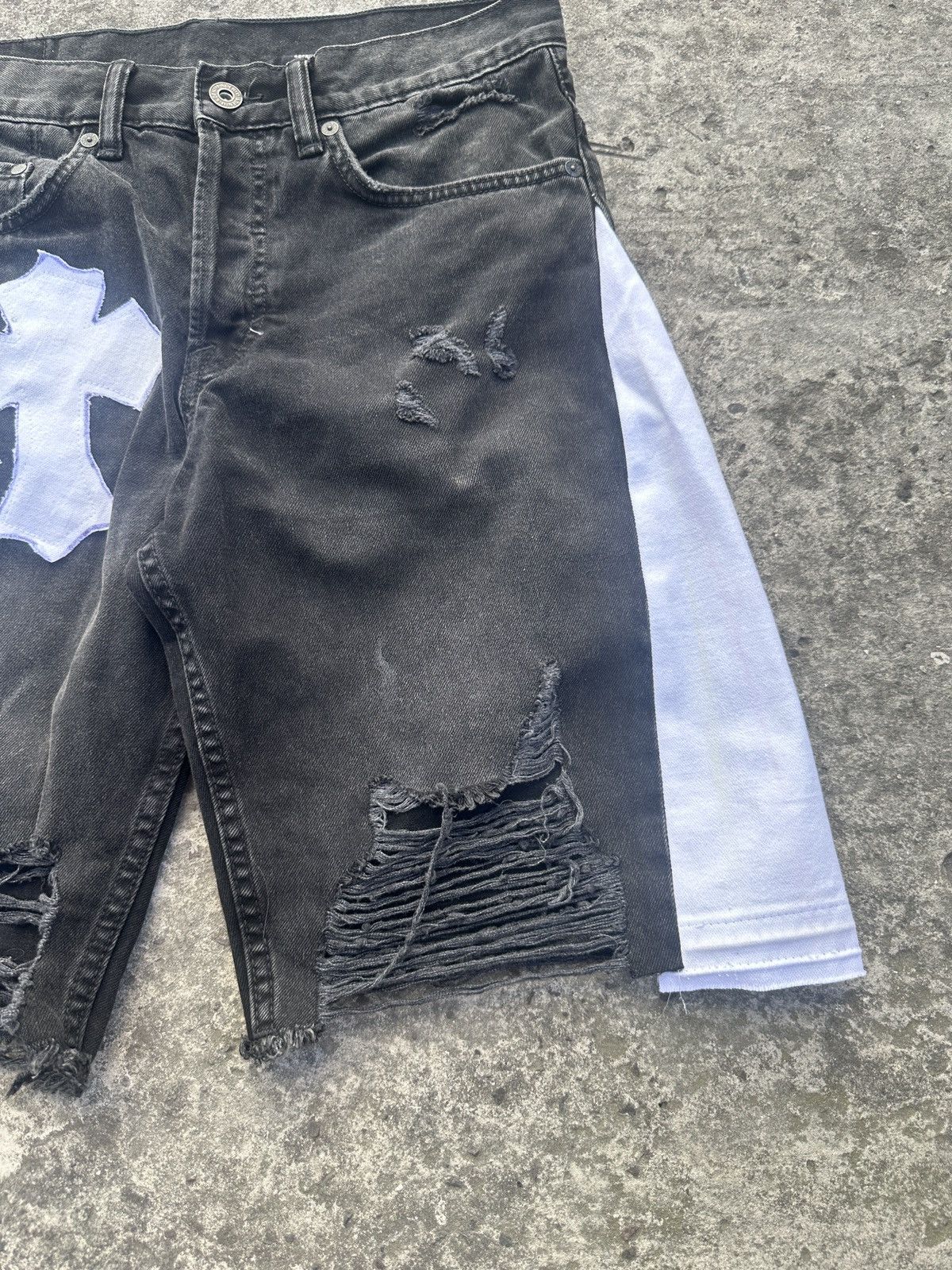Designer Y2K Vintage Cross Shorts Rare Streetwear Casual M Custom USA Size US 32 / EU 48 - 3 Thumbnail