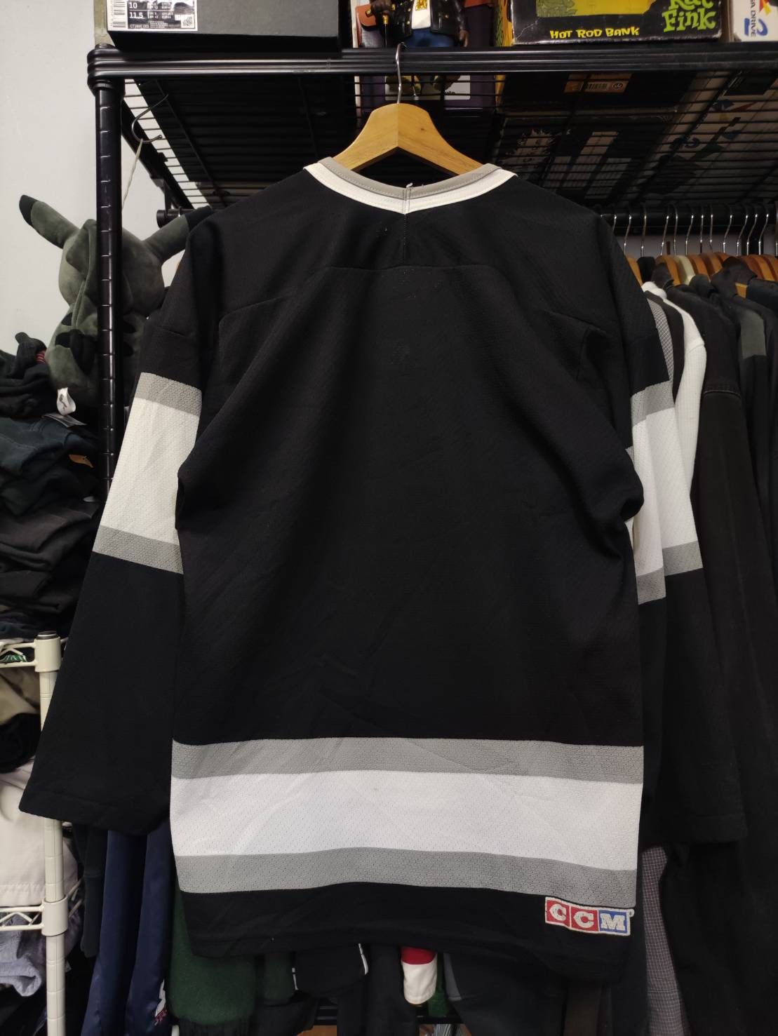 NHL Vtg 90's Los Angeles Kings CCM Jerseys S over M Size US M / EU 48-50 / 2 - 8 Thumbnail