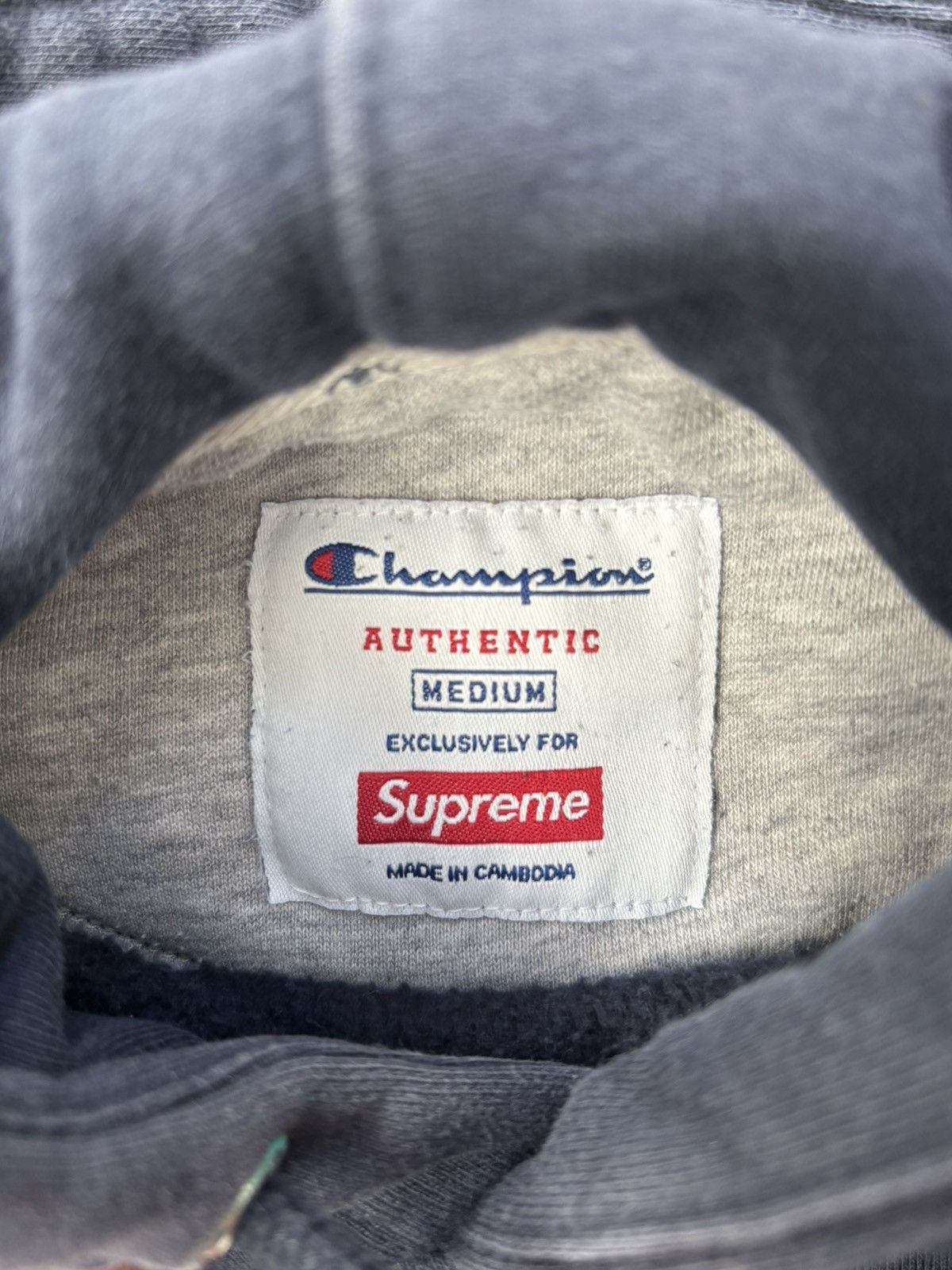 Champion × Supreme Supreme Champion Hooded Sweatshirt Navy FW16 Size US M / EU 48-50 / 2 - 3 Thumbnail