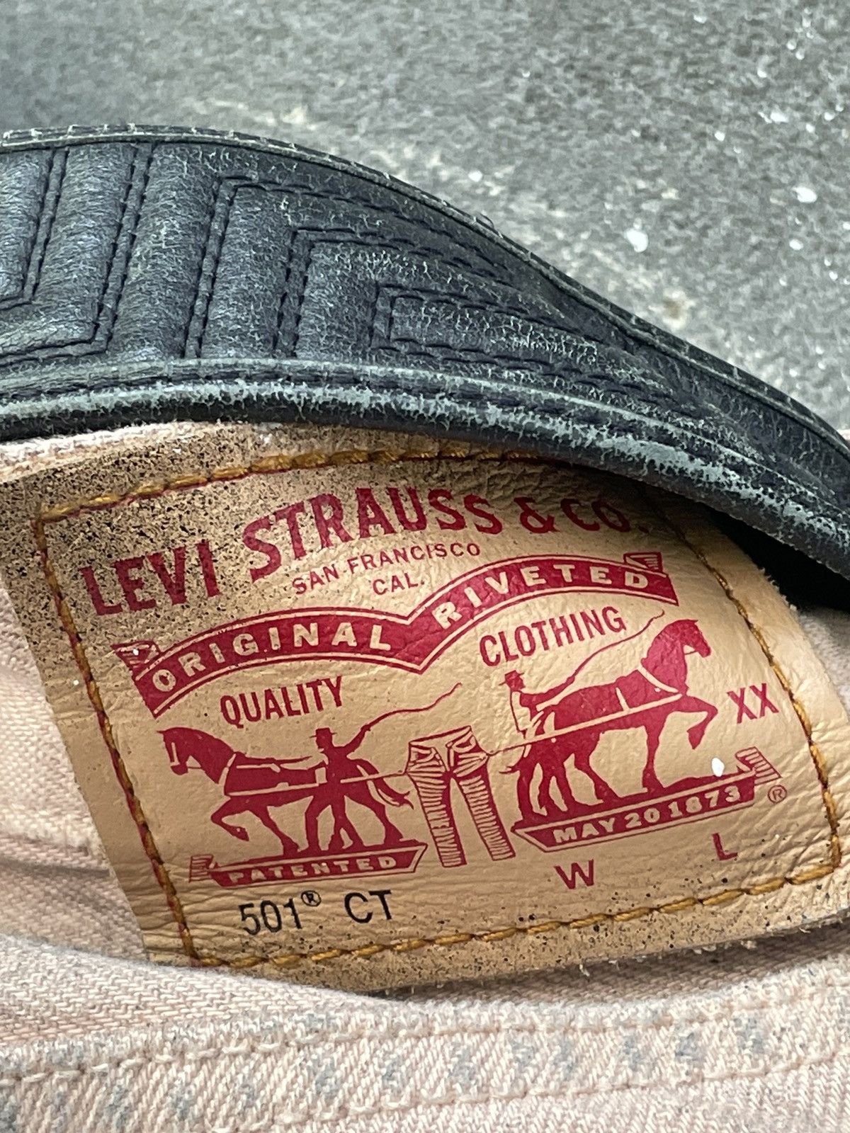 Levi's Levi’s Custom Y2K Denim Jeans Opium Distressed Works Fade Size US 30 / EU 46 - 14 Thumbnail