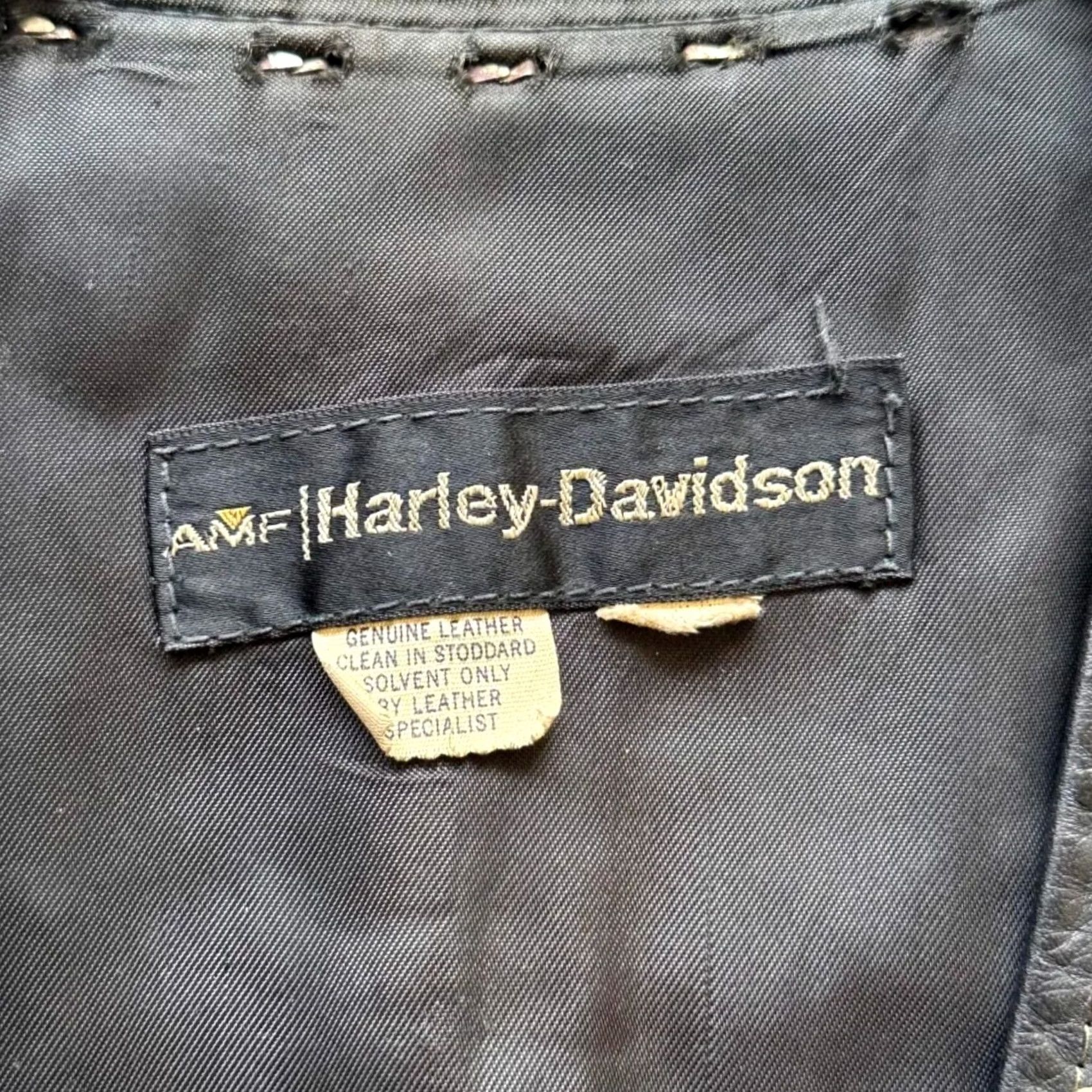 Harley Davidson VINTAGE Harley-Davidson Studded Leather Vest Main Selling Point 70s 44 Black Mens Vest Size 44 Biker Vest Leather 70s Harley-Davidson Mens Size US S / EU 44-46 / 1 - 3 Thumbnail