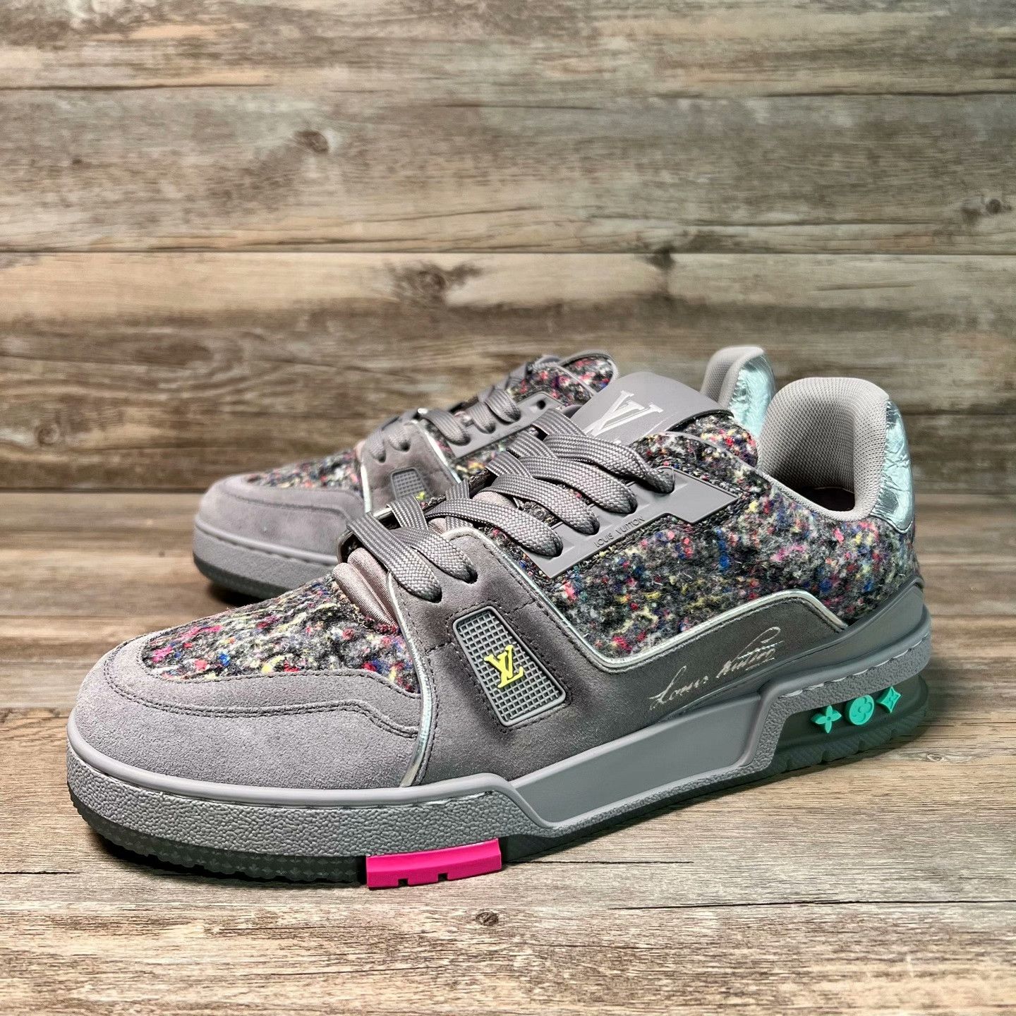 Louis Vuitton Louis Vuitton Training Lowtop Sneakers 40 Men Size US 7.5 / EU 40-41 - 1 Thumbnail