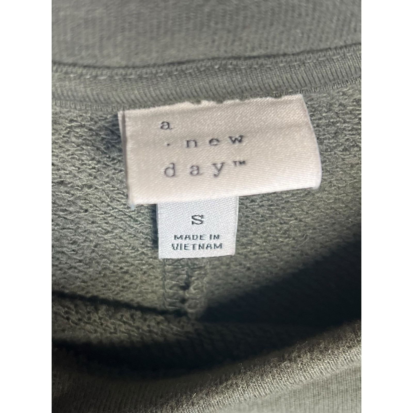 Other A New Day Women’s Small Green Pullover Sweater Size S / US 4 / IT 40 - 3 Thumbnail