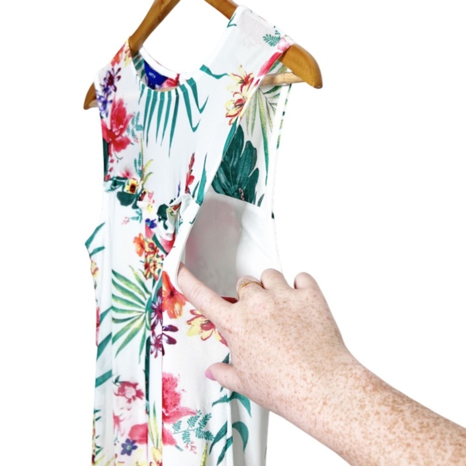 Apt. 9 New with Tag Women’s APT 9 Tropical Print Ruffle Tank Top Size M / US 6-8 / IT 42-44 - 5 Thumbnail