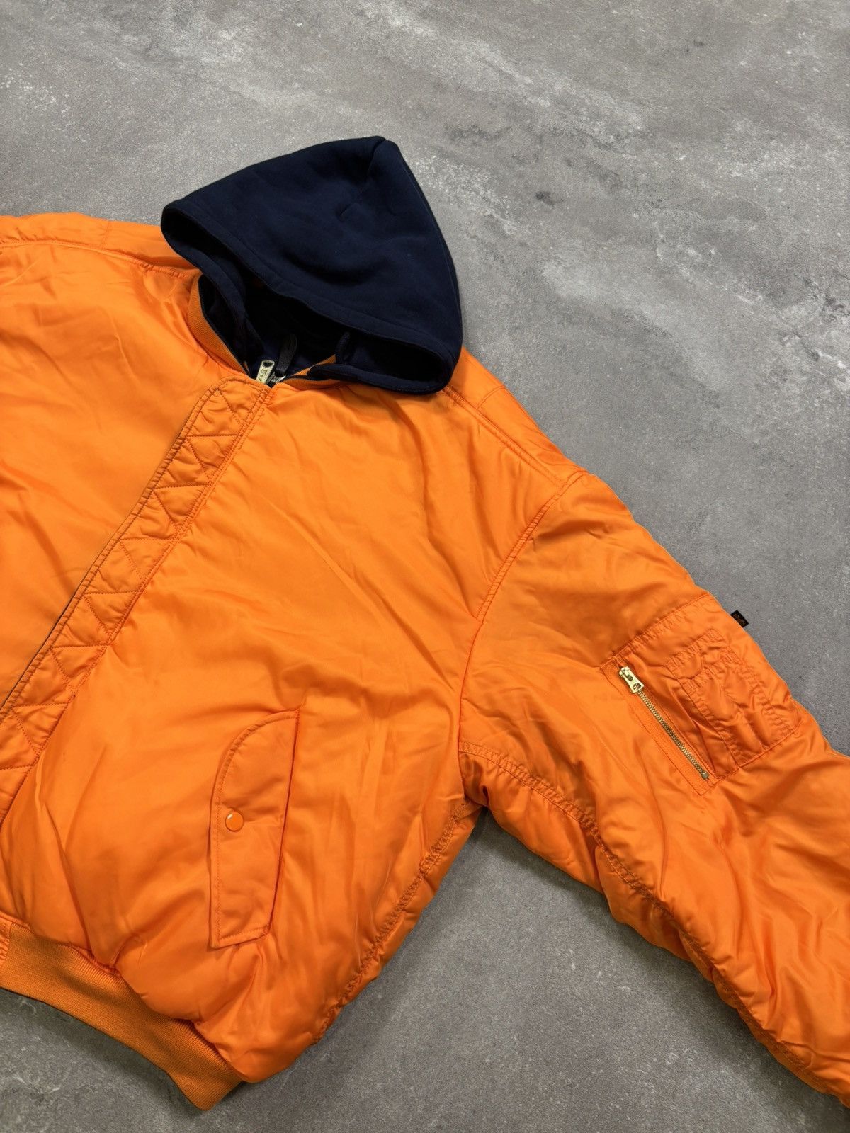 Alpha Industries × Vetements Vetements x Alpha FW18 Reversible Hooded Bomber Jacket Size US XS / EU 42 / 0 - 13 Thumbnail
