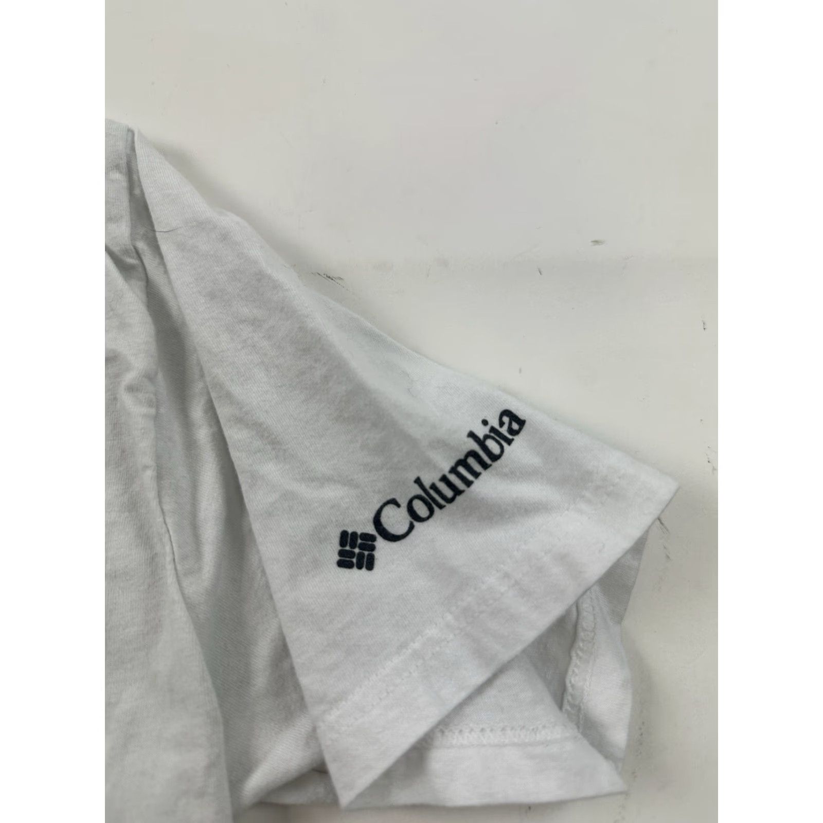 Vintage Columbia Shirt Mens Small White Not All Who Wander Are Lost Size US S / EU 44-46 / 1 - 3 Thumbnail