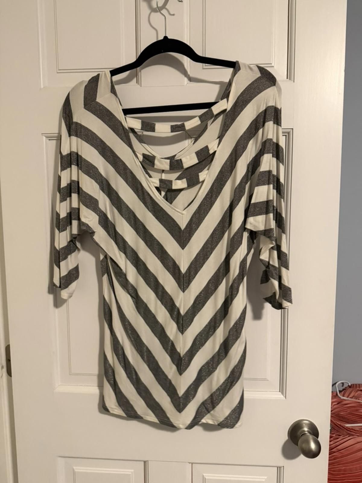 Other White House Black Market Striped V-Neck Top Size L Size L / US 10 / IT 46 - 5 Thumbnail