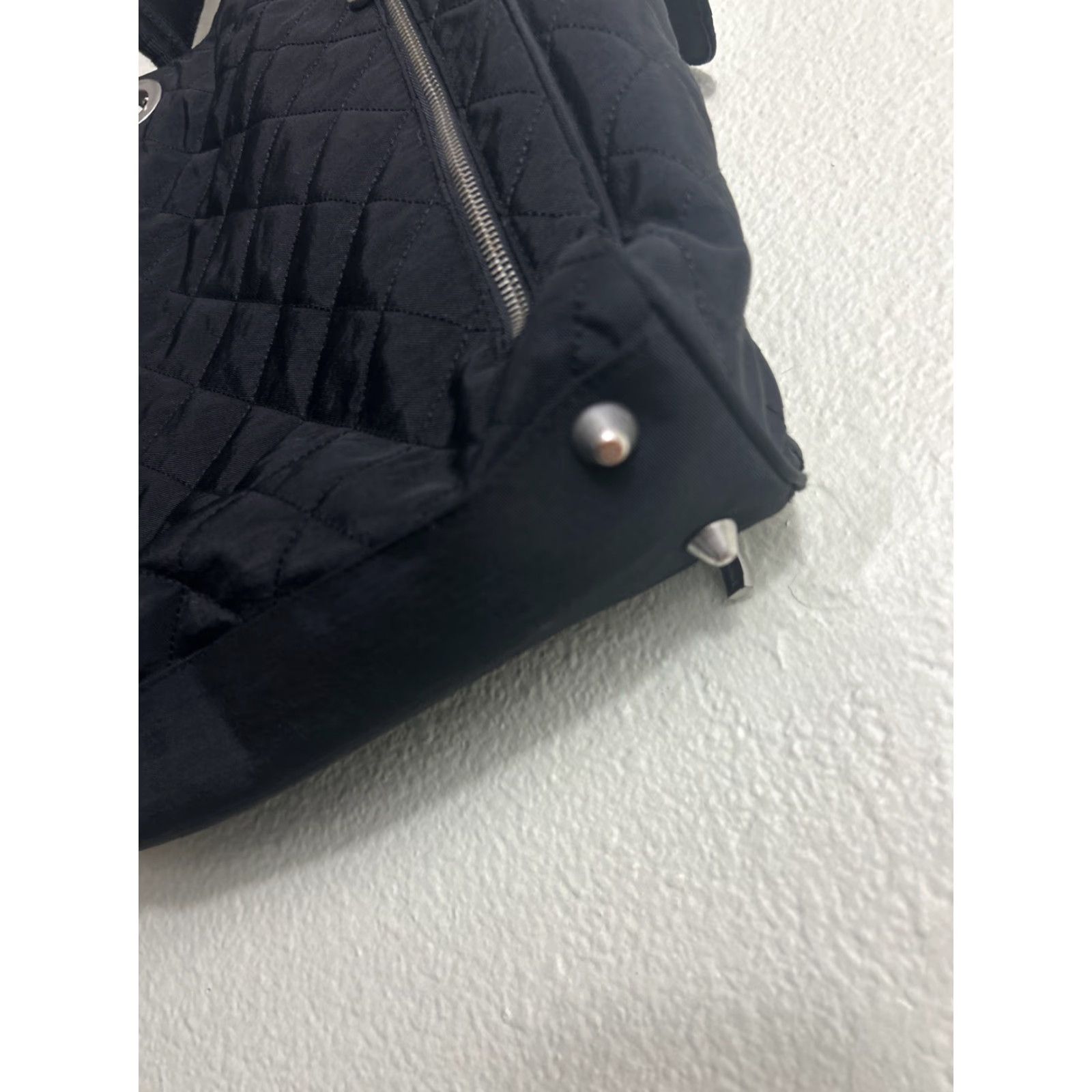 Vintage Baggallini Quilted Shoulder Large Tote Bag Black Nylon Zippers Travel Women Size ONE SIZE - 4 Thumbnail