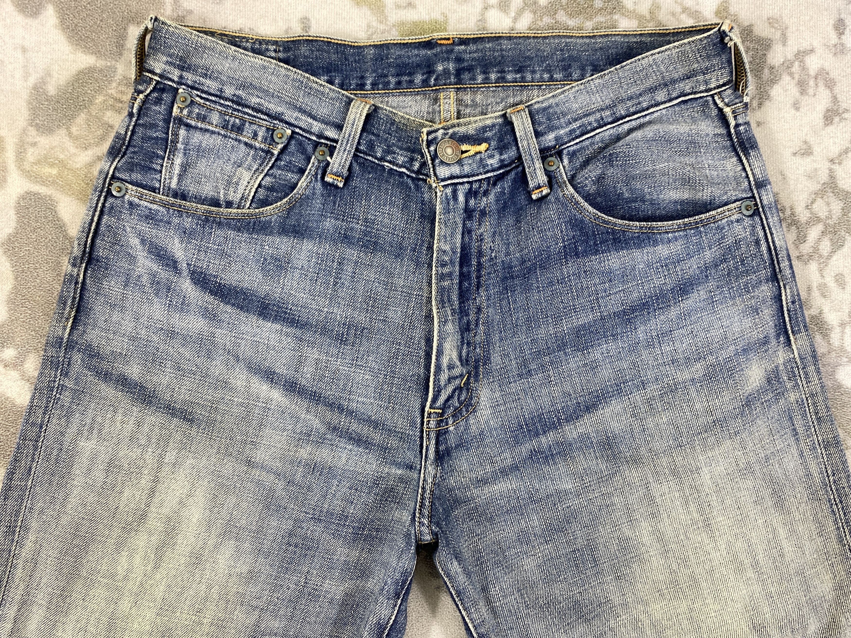 Distressed Blue Vintage Levi's 552 31x29 Denim -SJ190