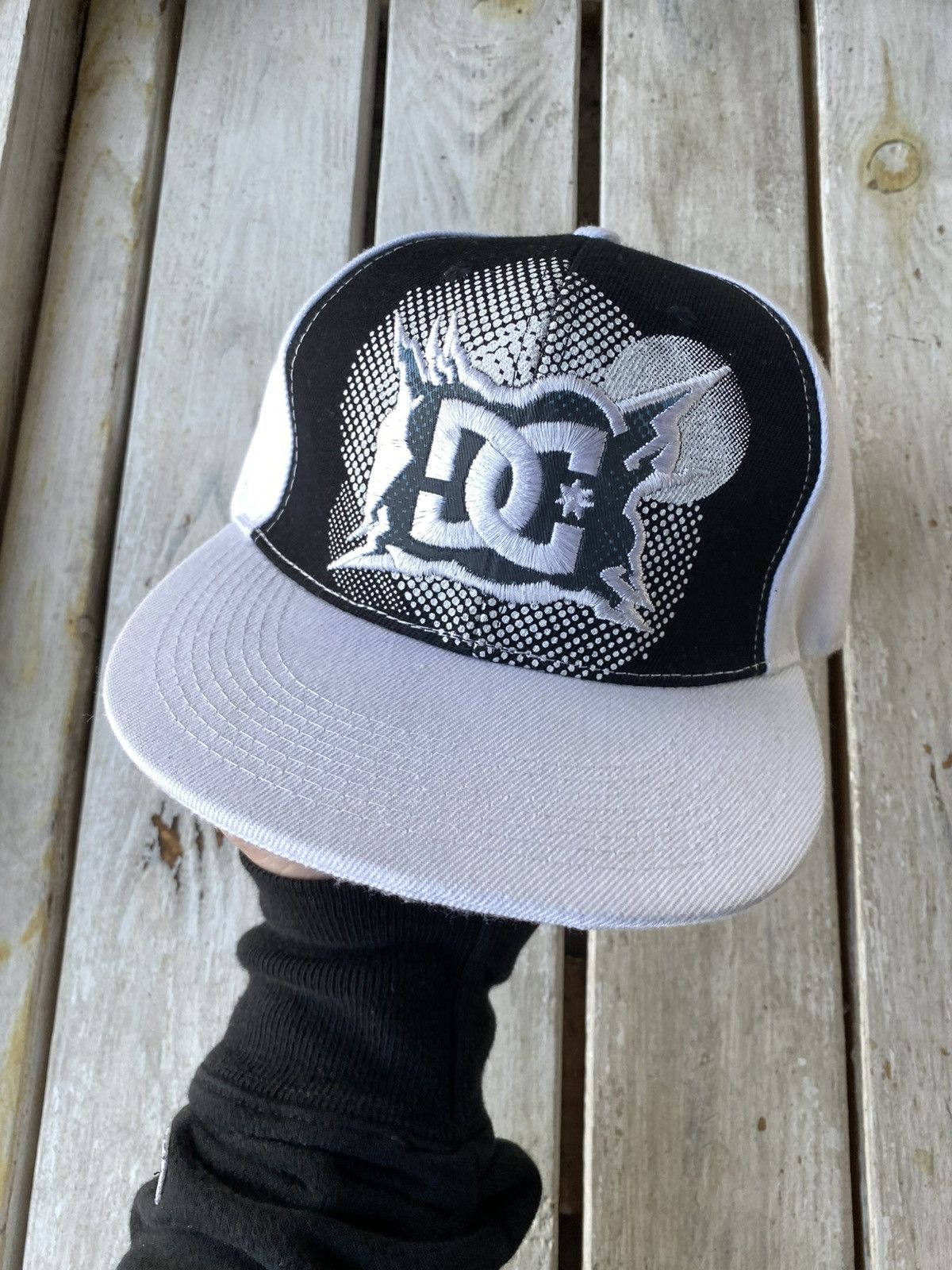 DC × Vintage Vintage 00s Sk8 DC Headwear Beanie/Snowcap/Cap/Hat Size ONE SIZE - 2 Thumbnail