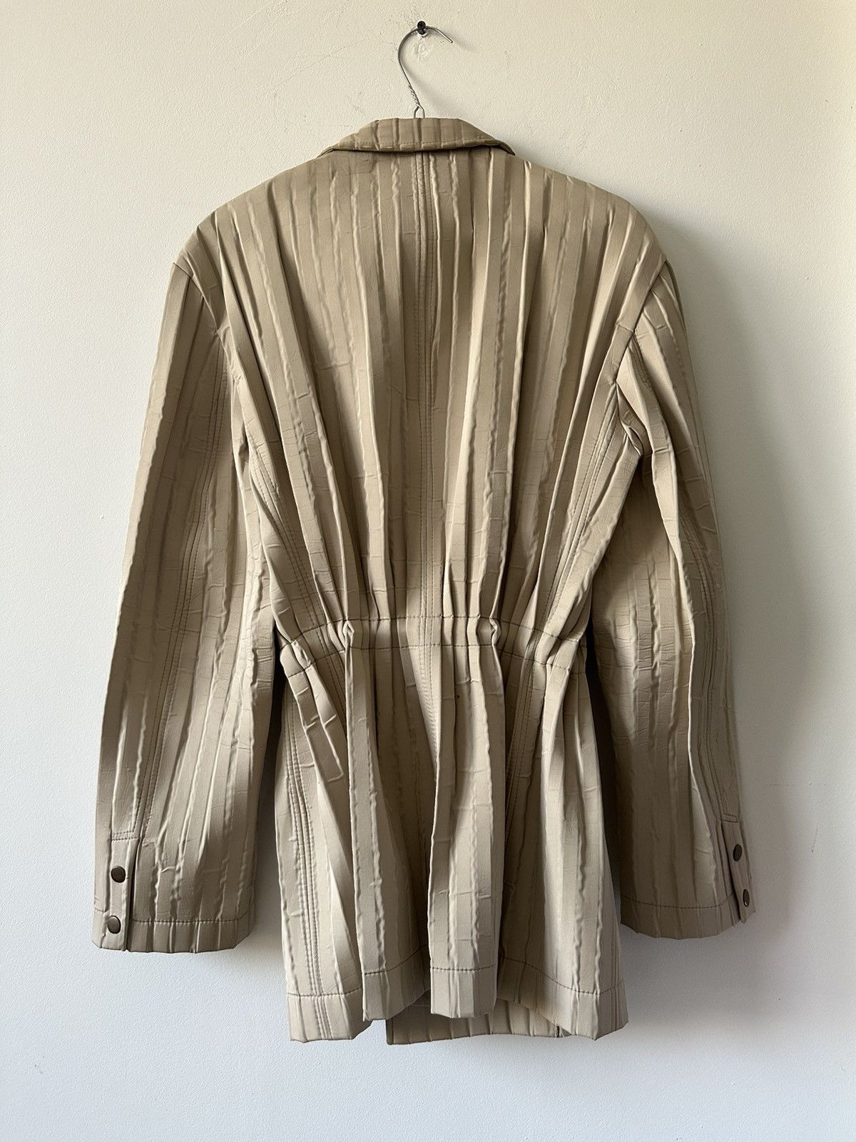 Other Avant garde foam striped nylon jacket! Hi fashion Size 44R - 19 Thumbnail