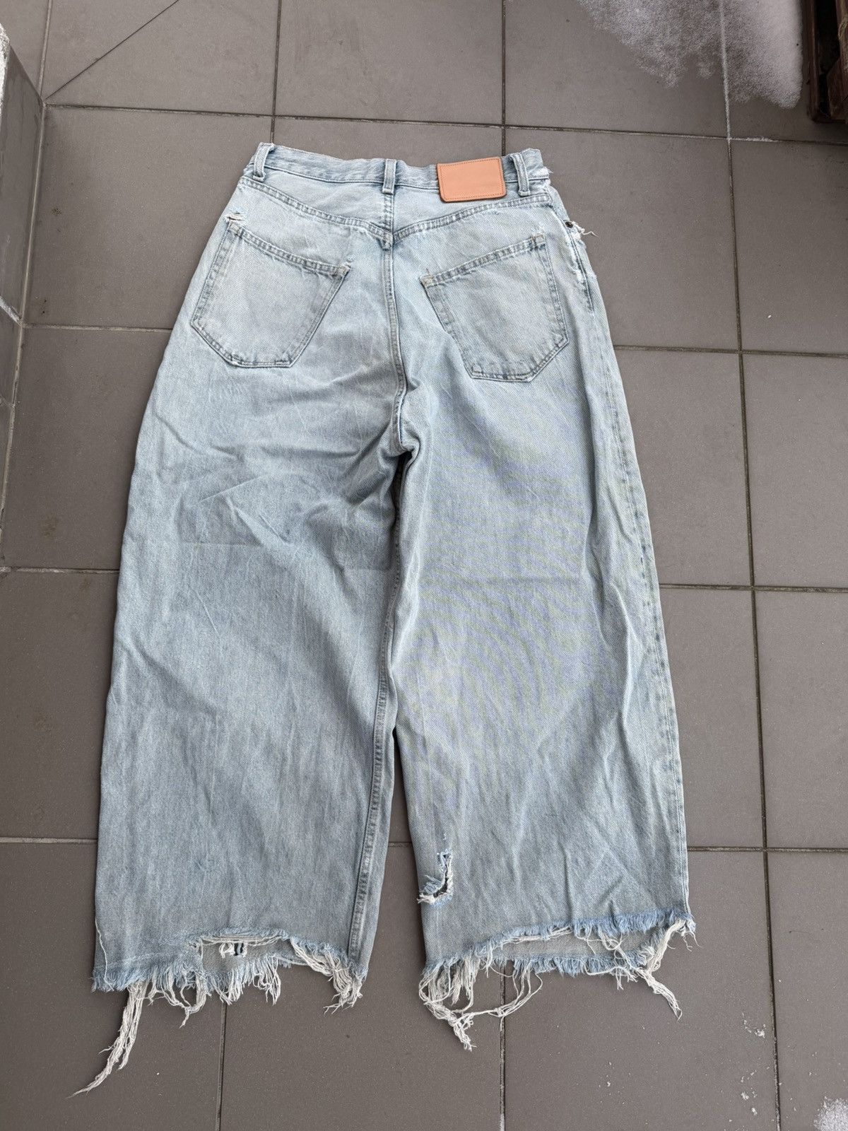 Acne Studios Acne Studios 2023M FN Delta trashed distressed denim pants Size US 29 - 2 Thumbnail