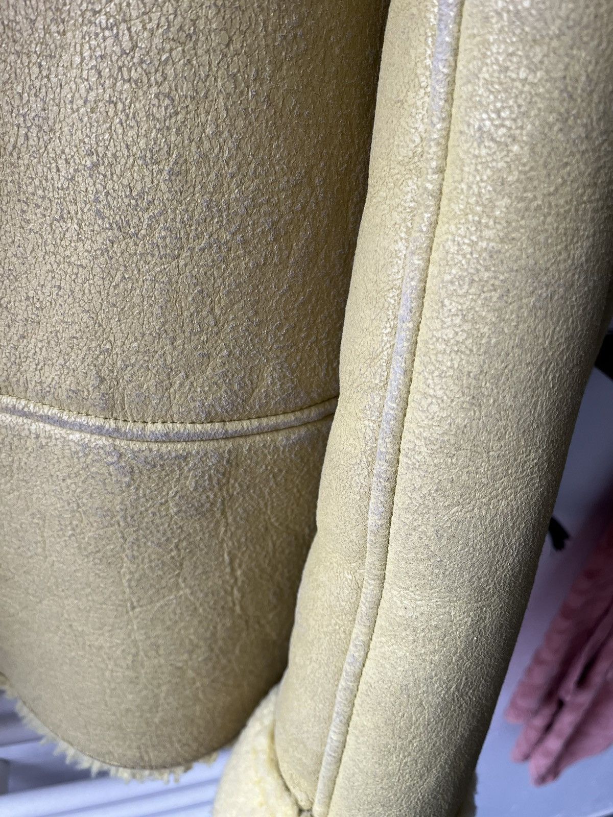 Yeezy yeezy season 3 shearling coat god sun Size US M / EU 48-50 / 2 - 5 Thumbnail