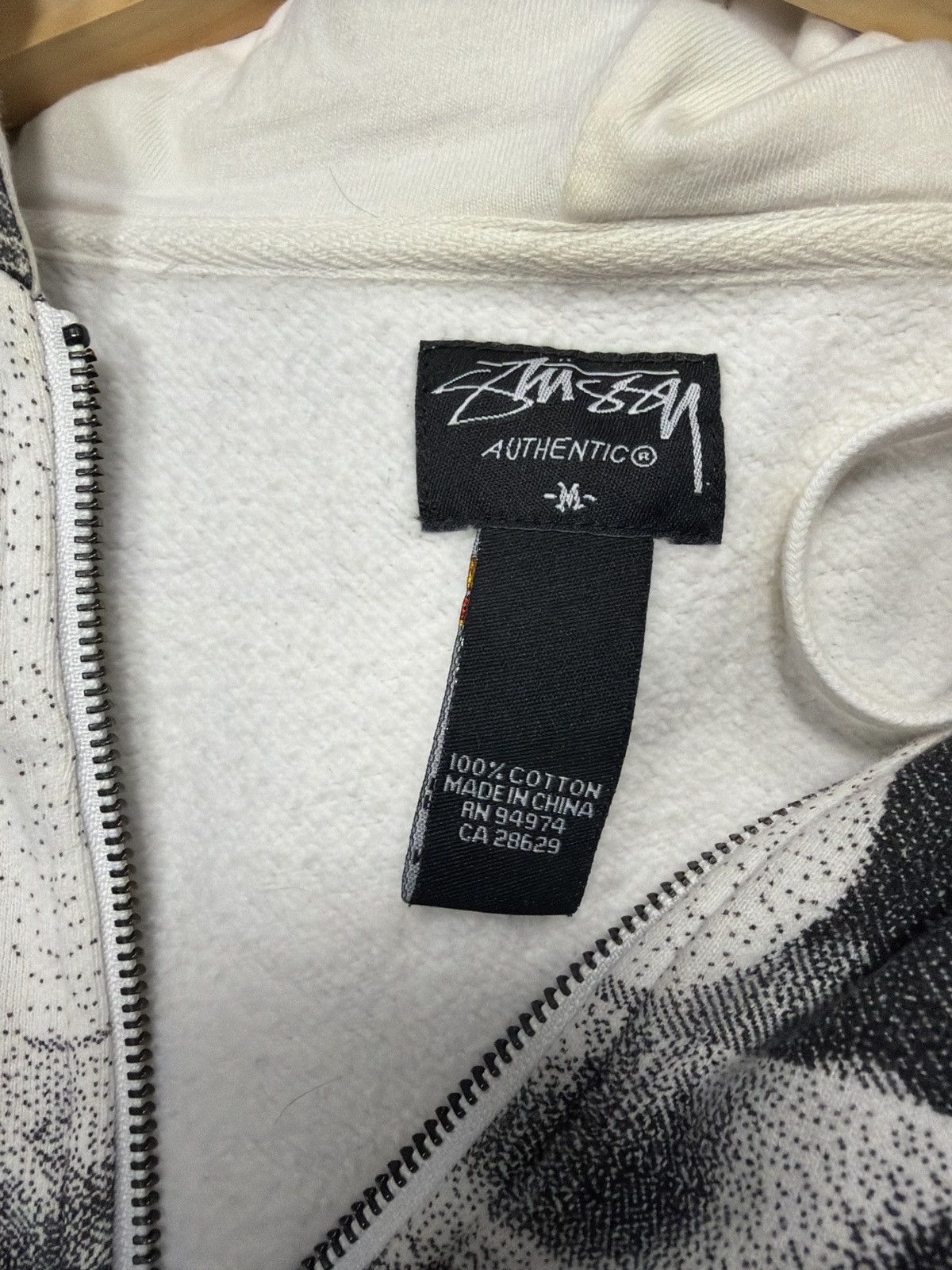 Stussy Vintage 2000s Stussy Dog Zip Up Hoodie - Medium Size US M / EU 48-50 / 2 - 9 Thumbnail