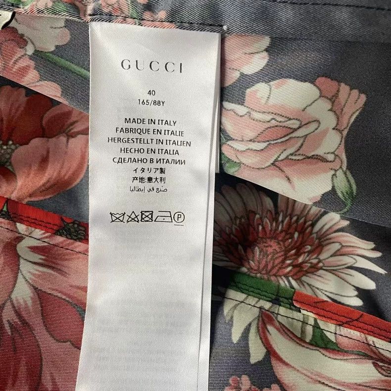 Gucci Gucci Piggy Flower Windbreaker jacket 2501-Nextarrow Size US XXS / EU 40 - 4 Thumbnail