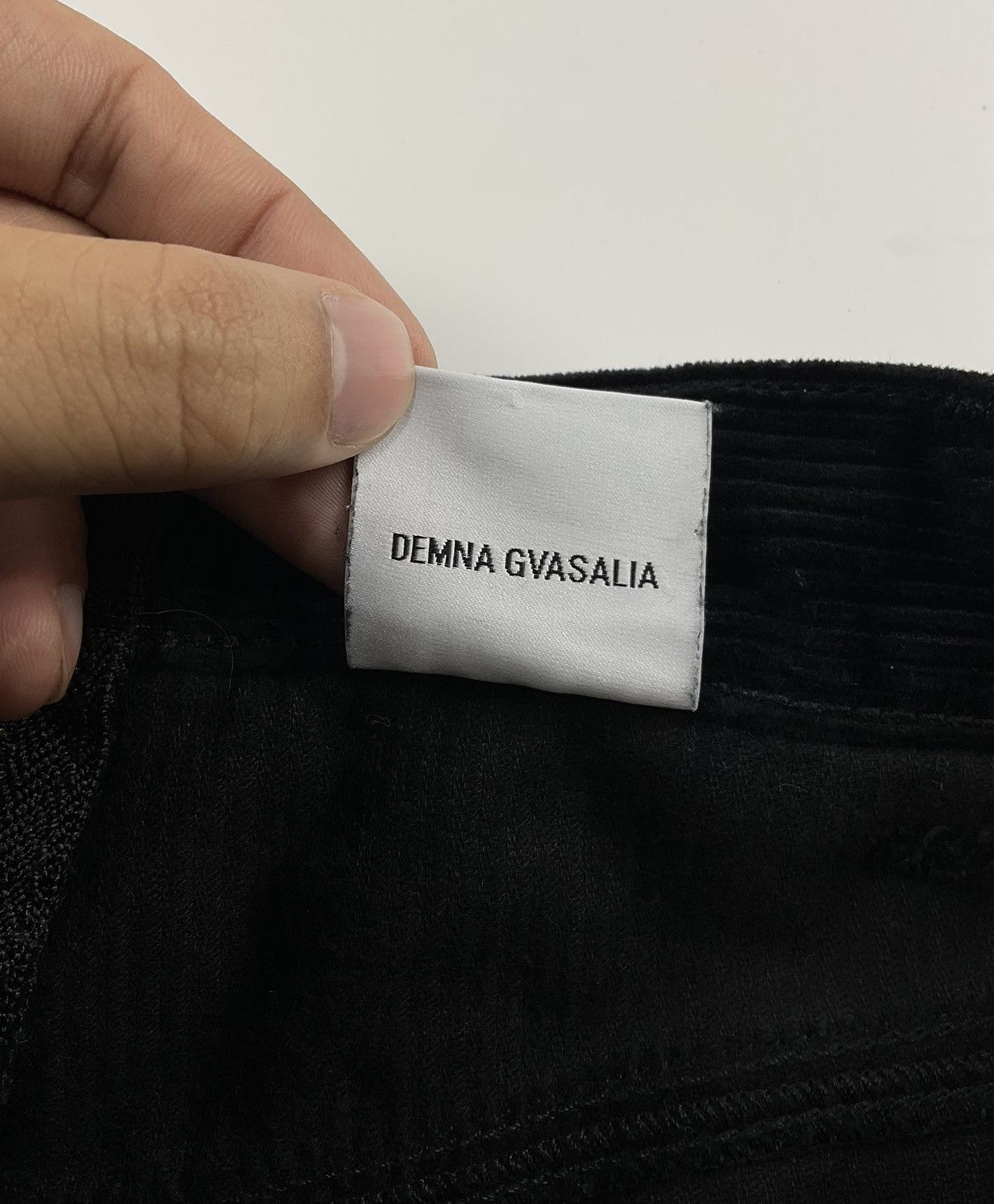 Vetements Vetements x Levis S/S'17 Reconstructed Zip Pants Size 26" / US 2 / IT 38 - 13 Thumbnail