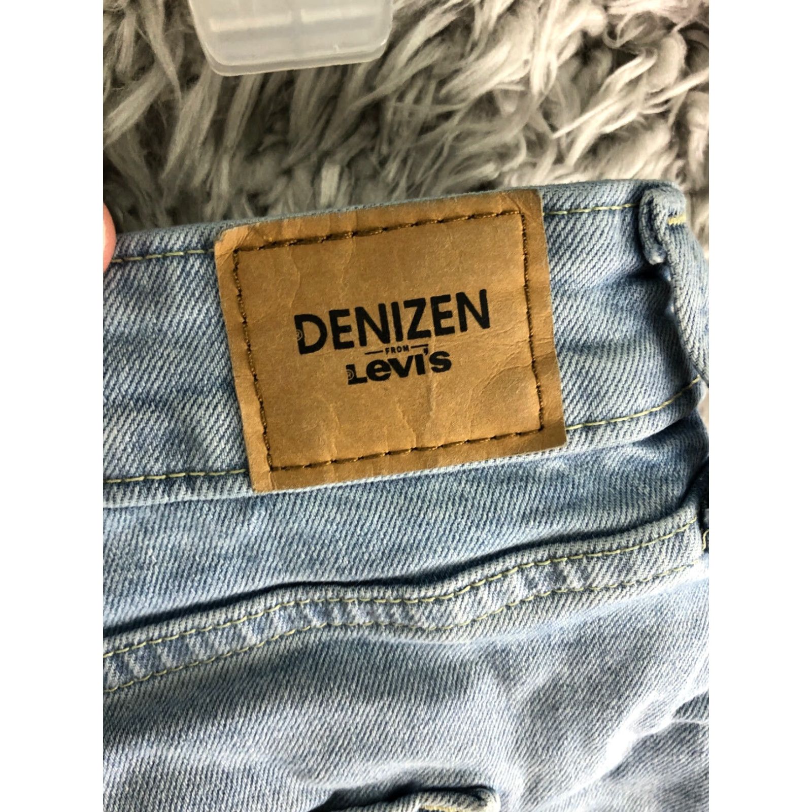 Denizen VINTAGE Denizen Womens 8 Mid Rise Boyfriend Blue Jean Shorts 30" Waist Jeans Denim Cotton City Barbi? Size 30" / US 8 / IT 44 - 5 Thumbnail