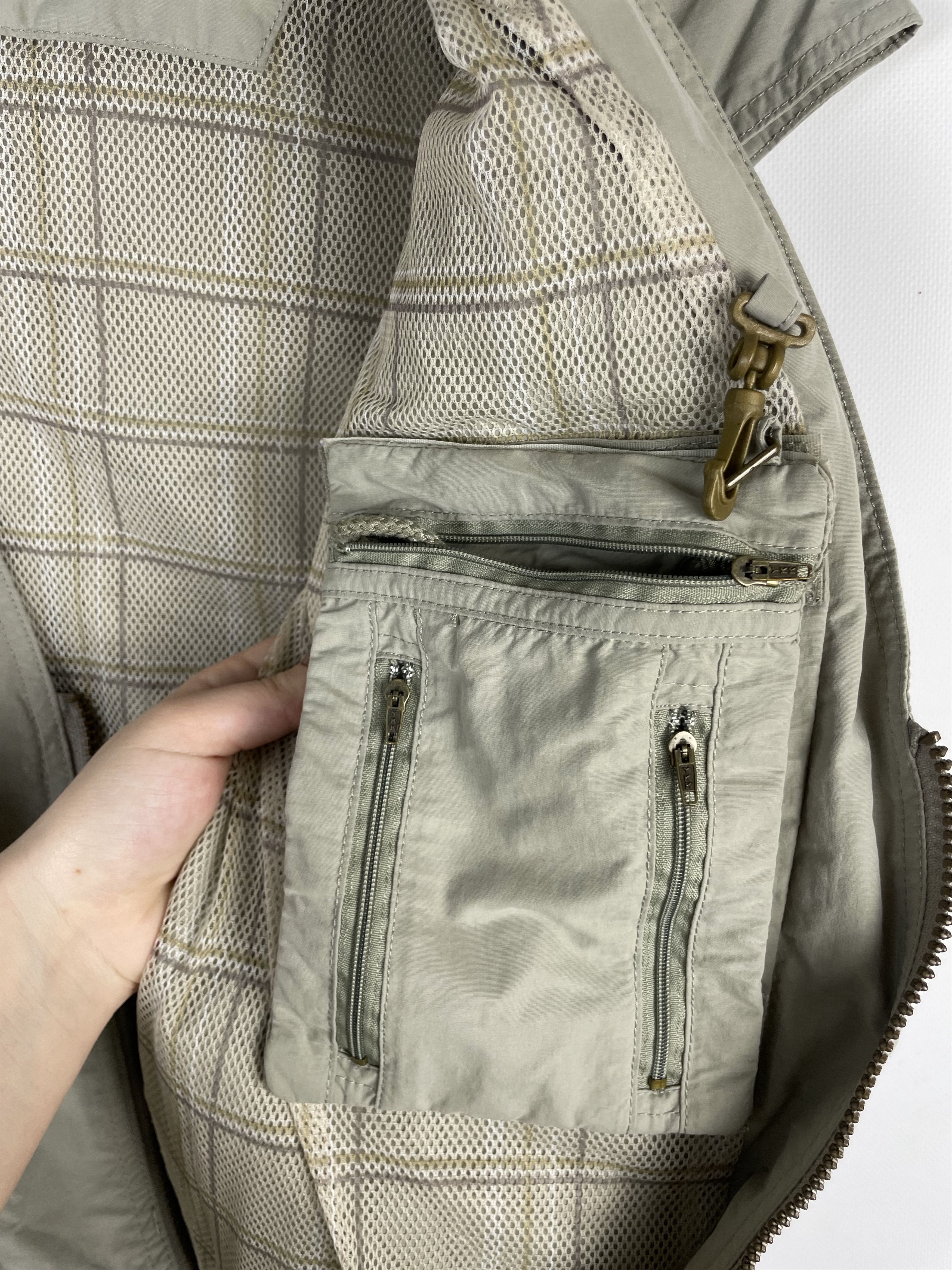 Fjallraven Fjallraven vintage 90s rare tactically fisherman vest Size US L / EU 52-54 / 3 - 7 Thumbnail