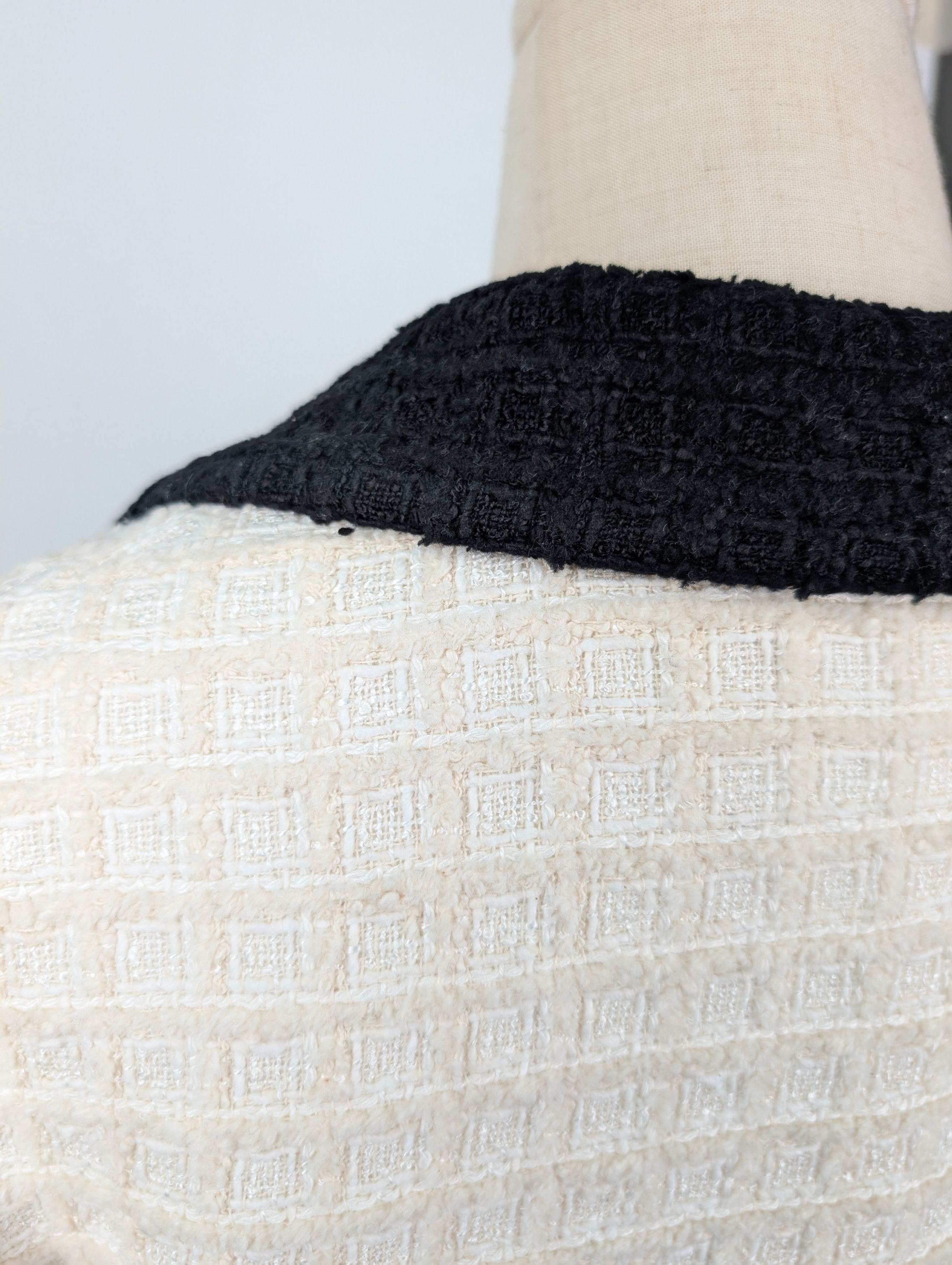 Gucci Gucci Black And White Tweed Jacket Size XS / US 0-2 / IT 36-38 - 6 Thumbnail