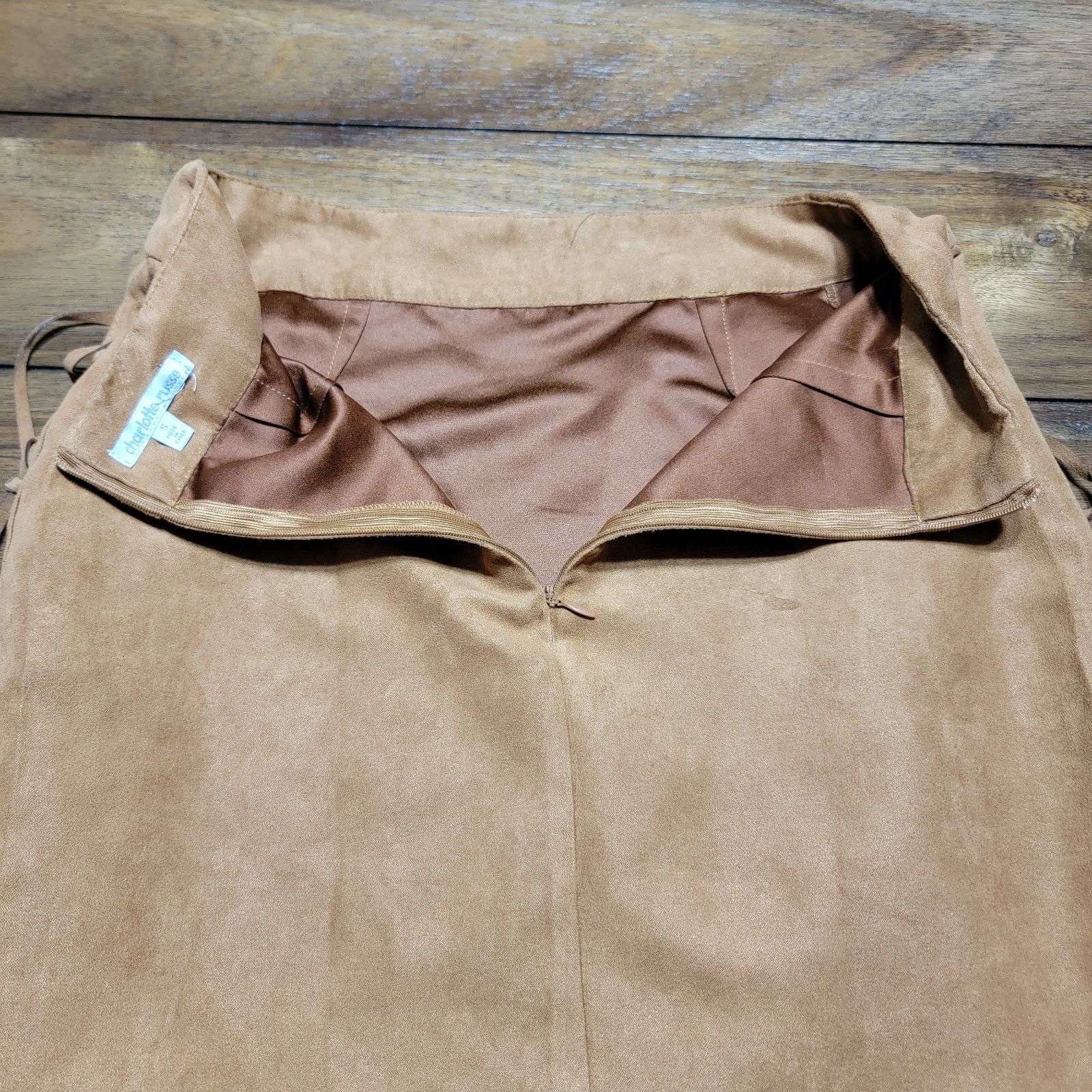 Other Charlotte Russe Faux Suede Mini Skirt w/ Side Fringe - Small Size 24" / US 00 / IT 34 - 4 Thumbnail