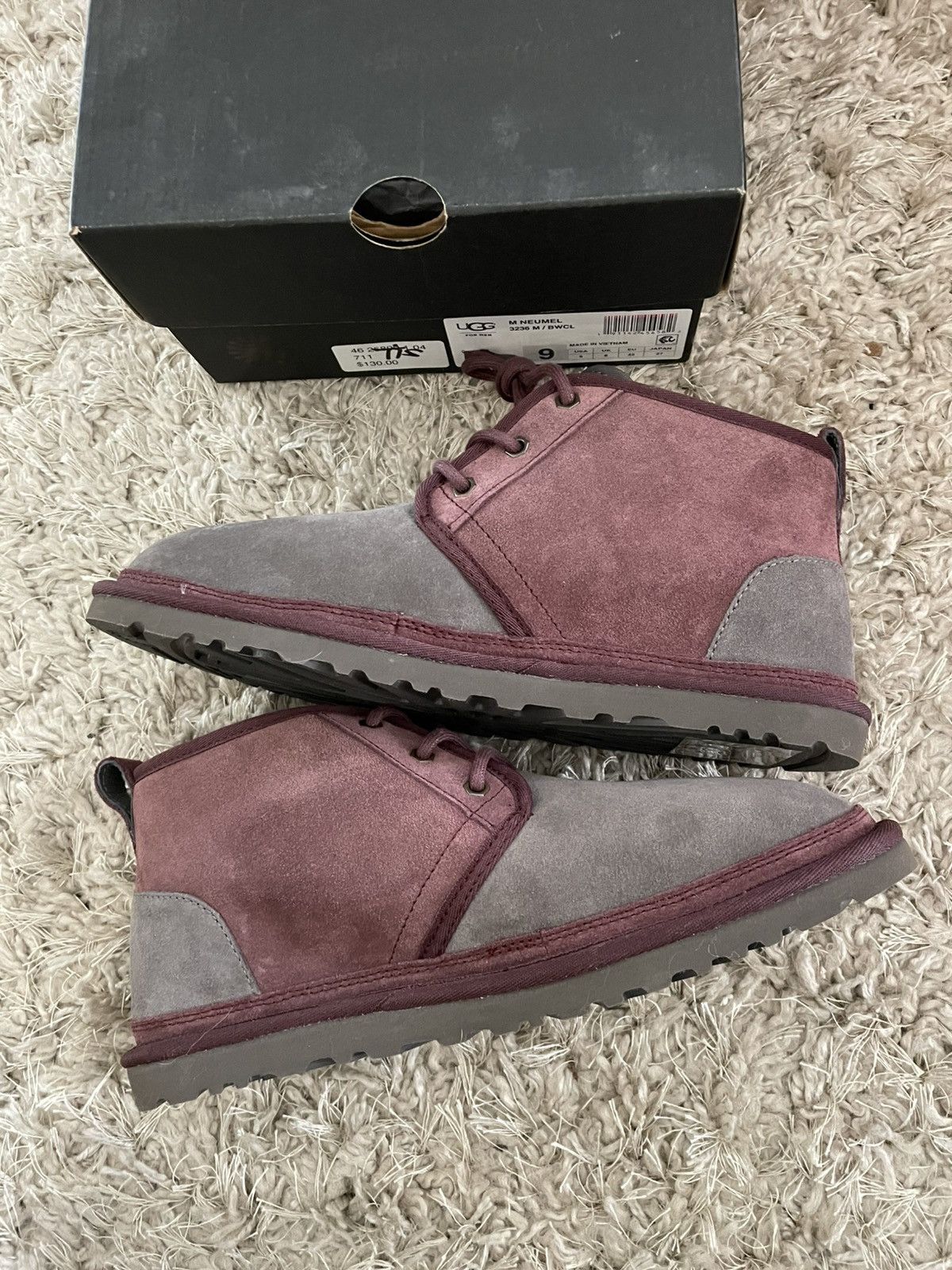 Ugg Uggs burgandy & ash black Size US 9 / EU 42 - 3 Thumbnail