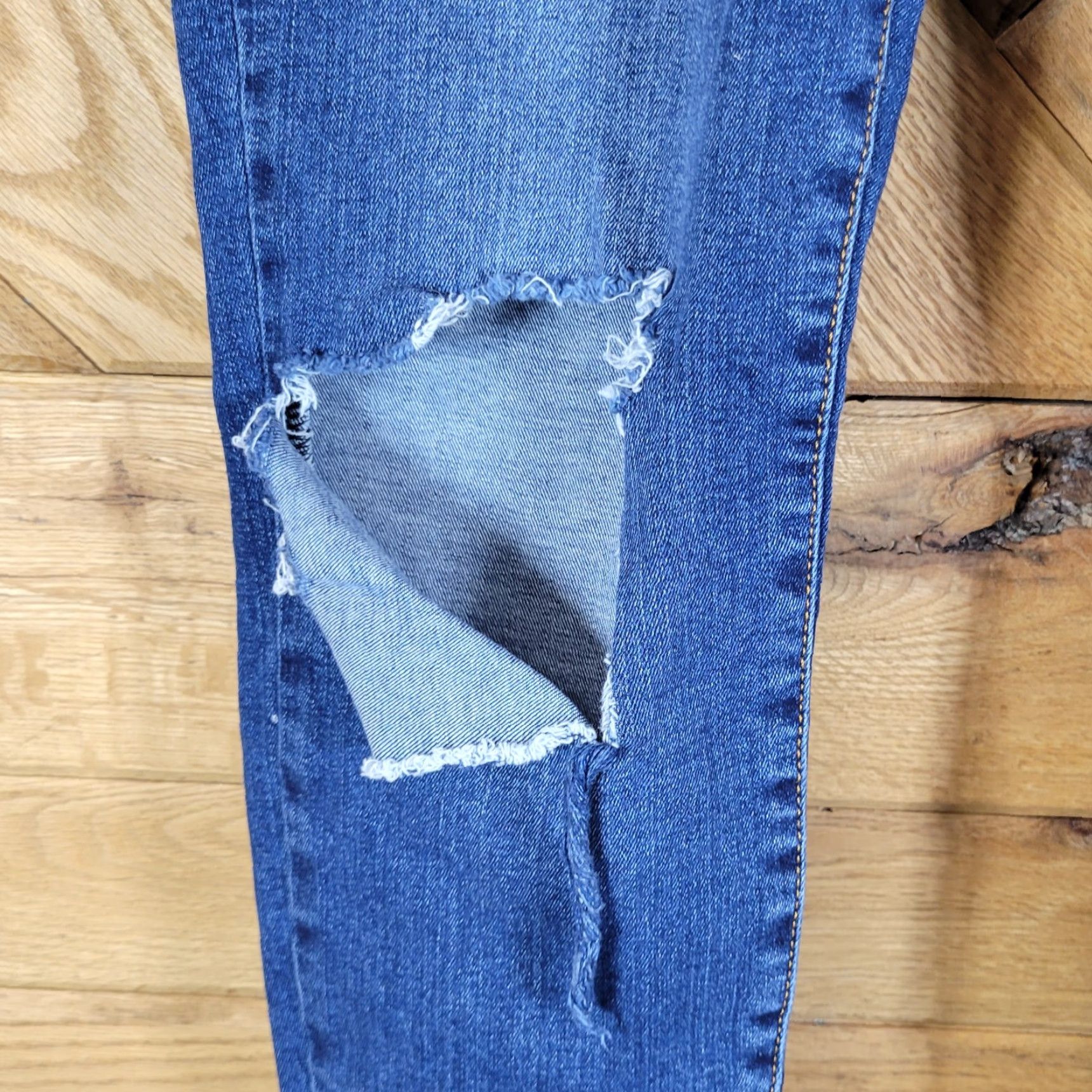 Denime Refuge Jeans Womens Blue Denim Distressed Tear Raw Hem Skinny Size 12 Distressed Jeans Womens Skinny Denim 5-Pocket Style Size 34" / US 12 / IT 48 - 3 Thumbnail
