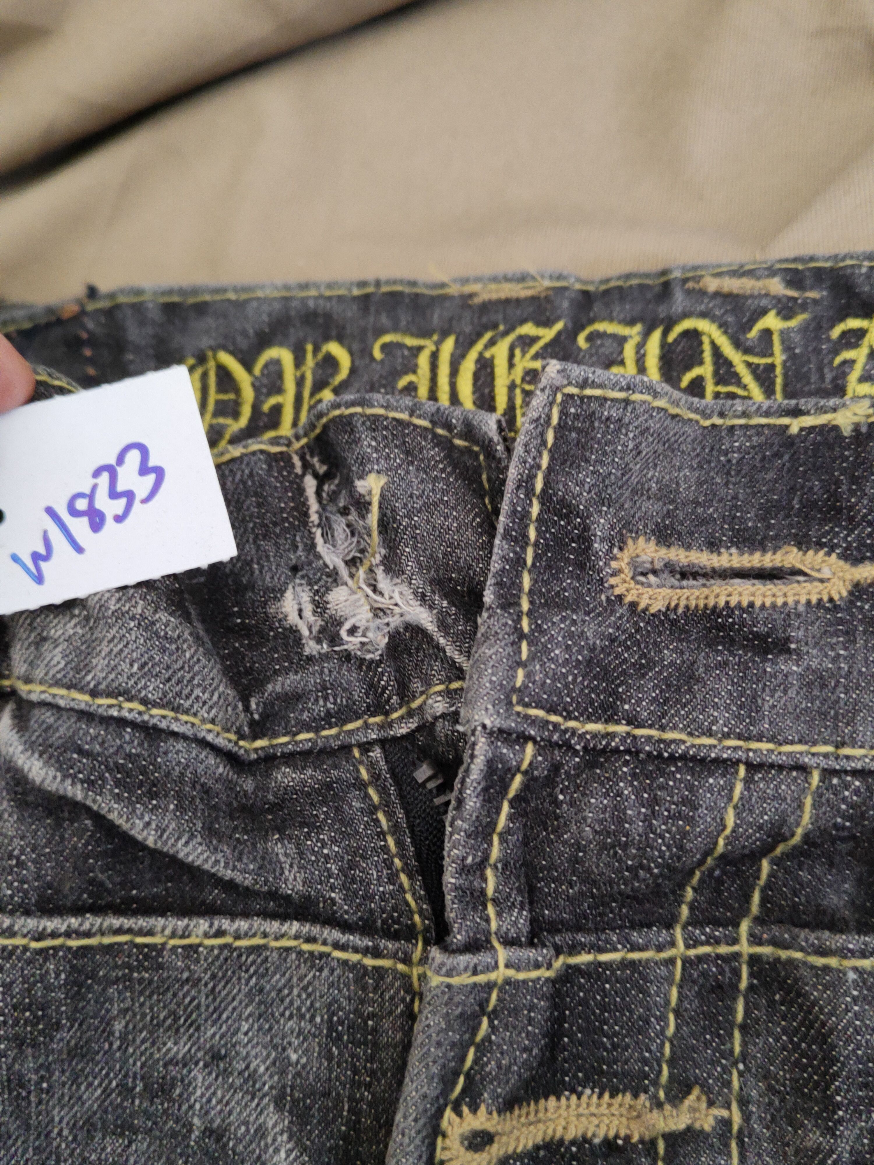 Japanese Brand Original Black Faded Distressed Short Jeans #W1833 Size US 31 - 19 Thumbnail