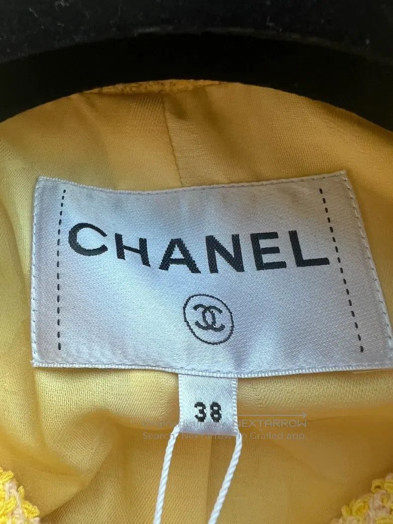Chanel Chanel Chick yellow coat Size XS / US 0-2 / IT 36-38 - 5 Thumbnail