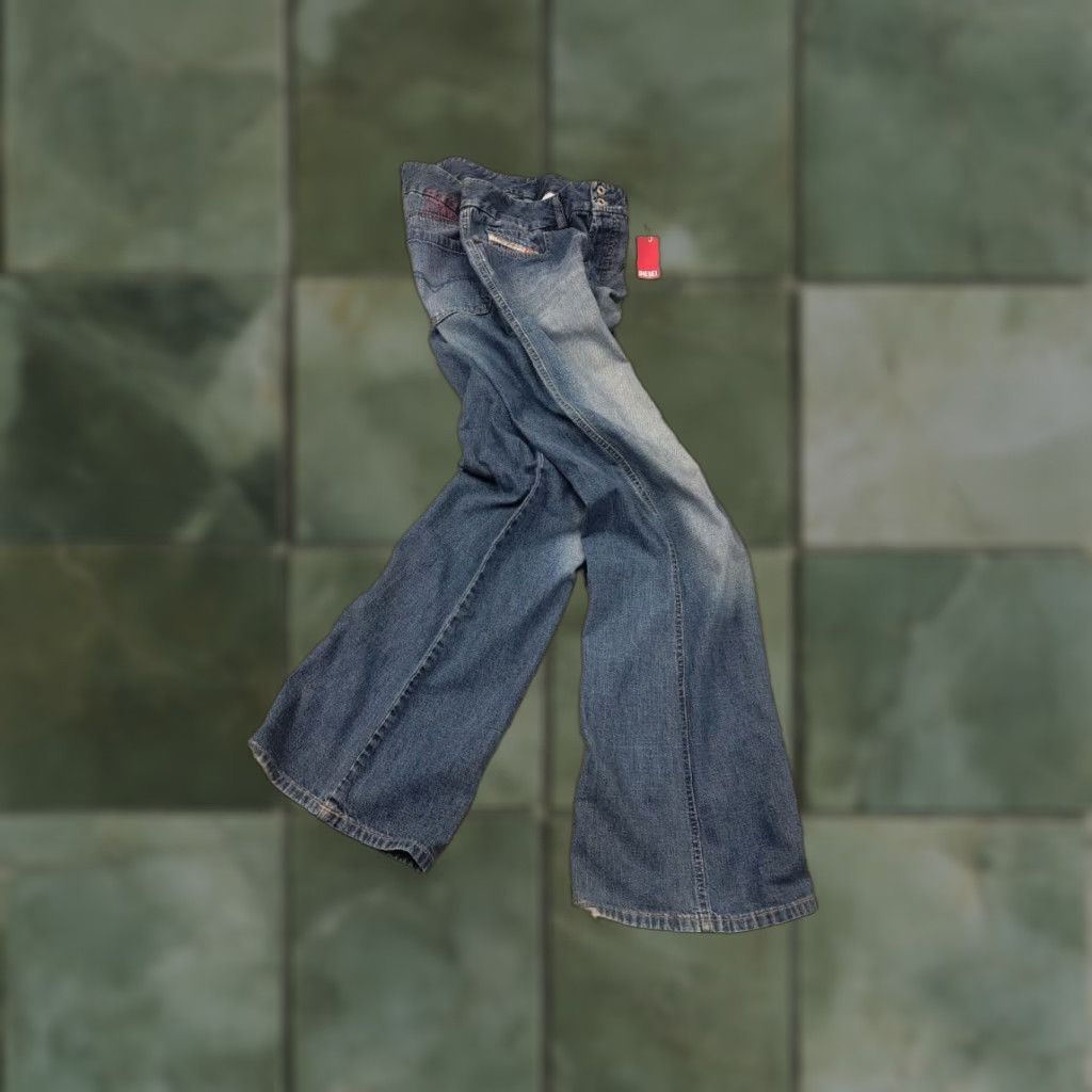 Diesel VINTAGE Diesel X-Rotuck Jeans Men’s 36 Regular Blue Denim 5-Pocket Distressed 90s Y2K Style Size US 36 / EU 52 - 1 Thumbnail