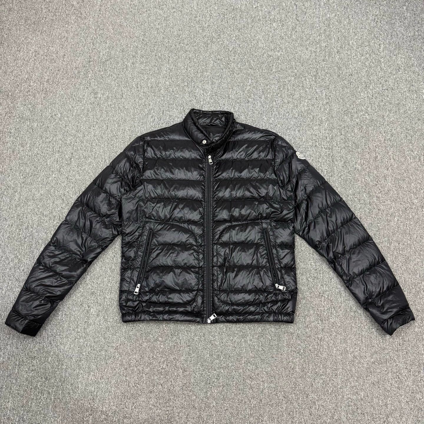 Moncler Moncler Acorus Black Puffer Jacket Size 2 Mint Size M / US 6-8 / IT 42-44 - 1 Thumbnail