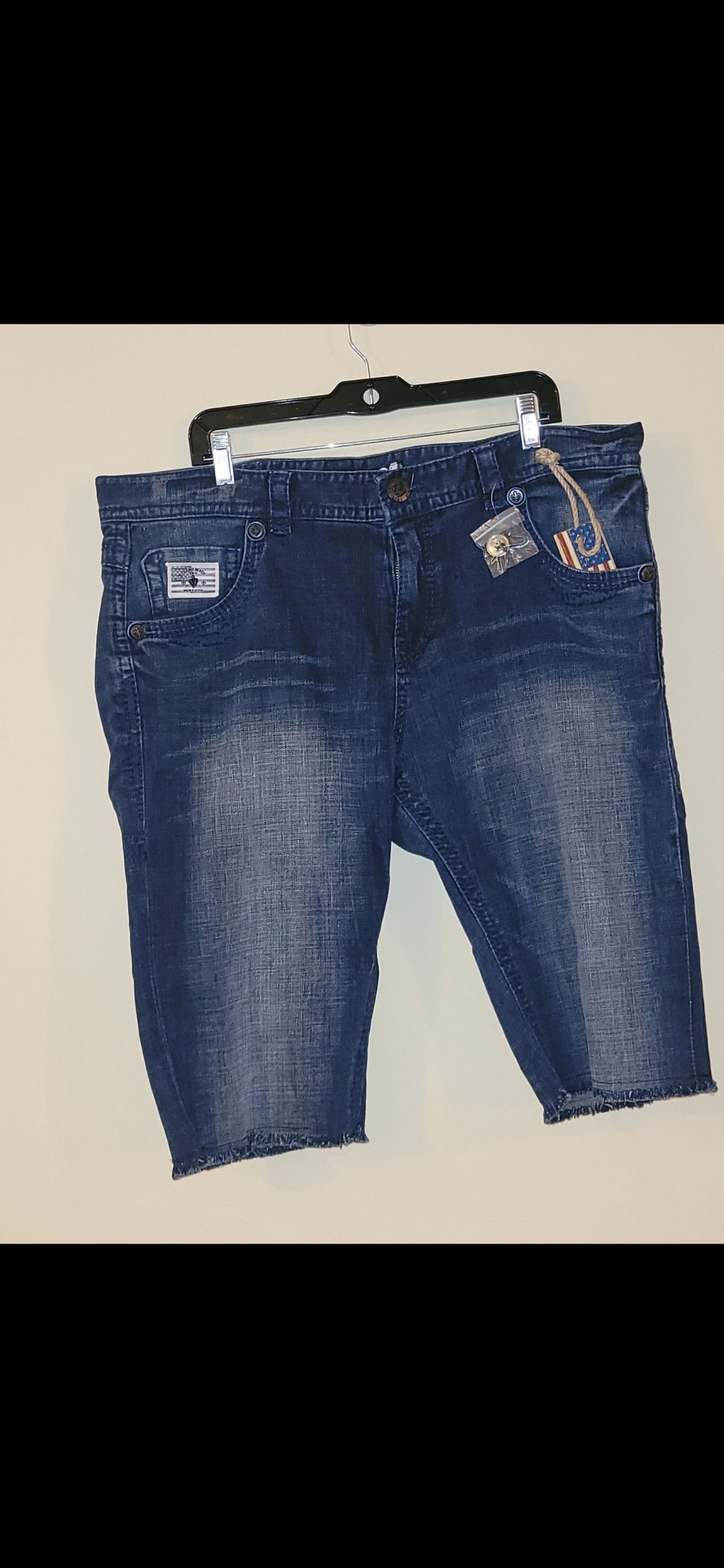 Other Laguna beach 3/4 length pant Size US 40 / EU 56 - 2 Thumbnail
