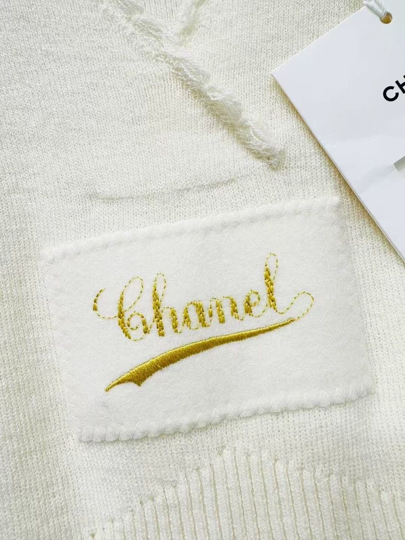 Chanel Chanel 24K autumn and winter wool letter logo embroidered Size XXS / US 00 / IT 34 - 4 Thumbnail