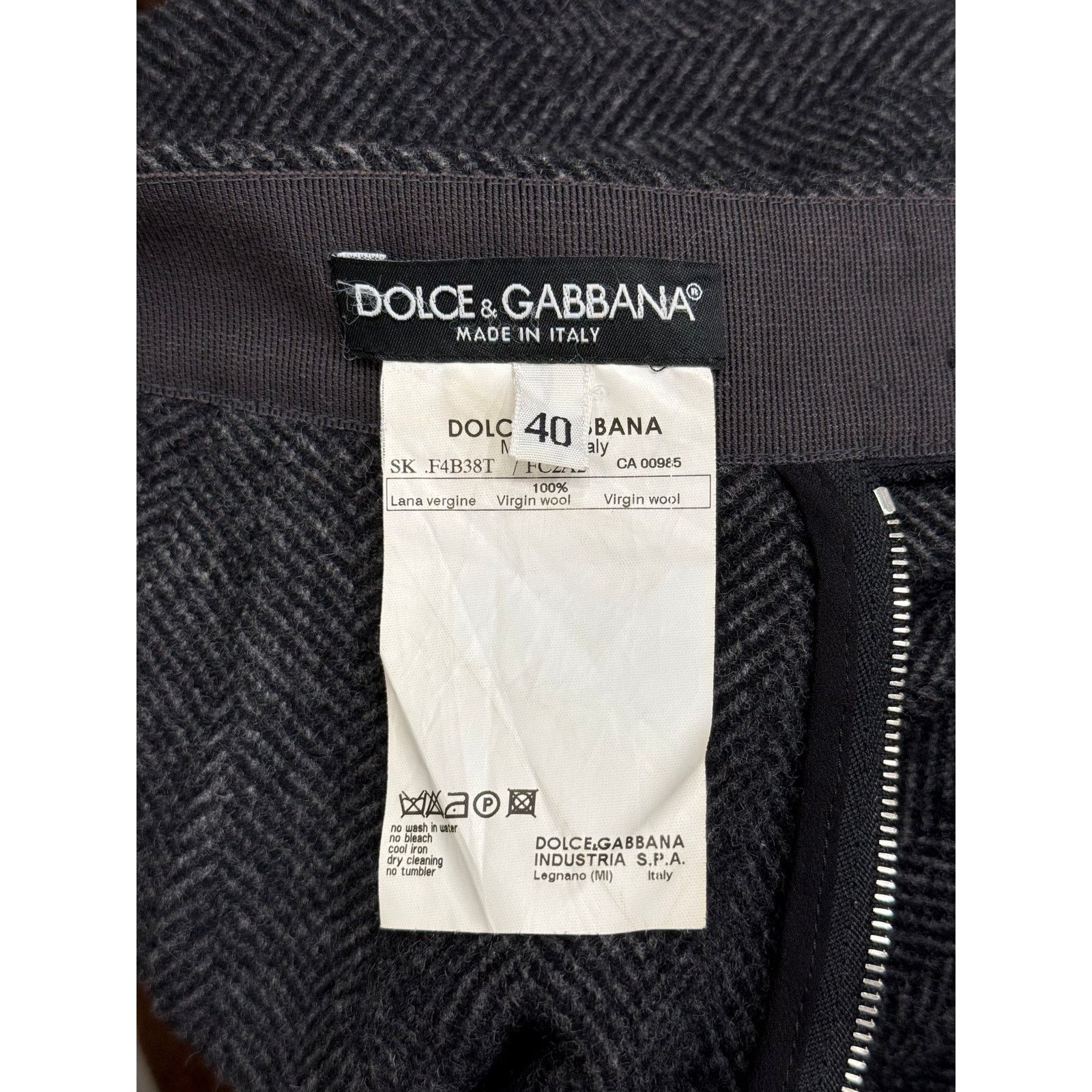 Dolce & Gabbana 2000s Dolce & Gabbana wool pelate skirt Size 27" / US 4 / IT 40 - 5 Thumbnail