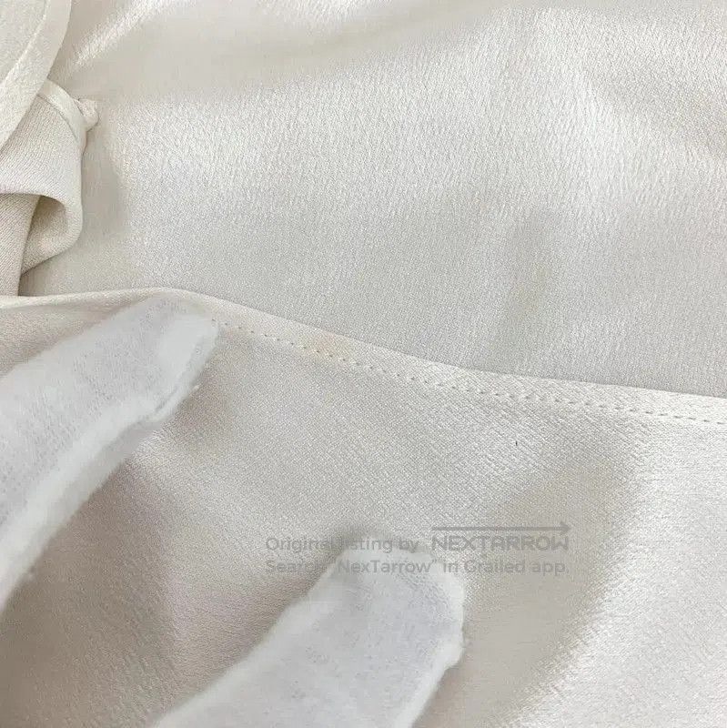 Chanel Chanel White Silk Women's Blouse Size XS . Size XS / US 0-2 / IT 36-38 - 9 Thumbnail