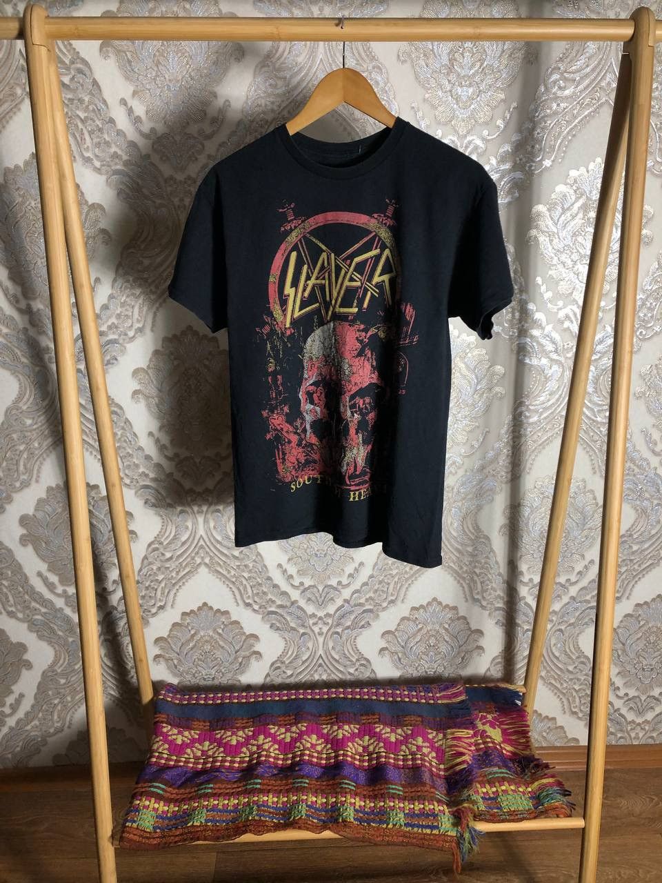 Band Tees VINTAGE SLAYER WORLD TOUR ROCK T-SHIRT METAL RETRO Y2K 90s Size US M / EU 48-50 / 2 - 1 Thumbnail