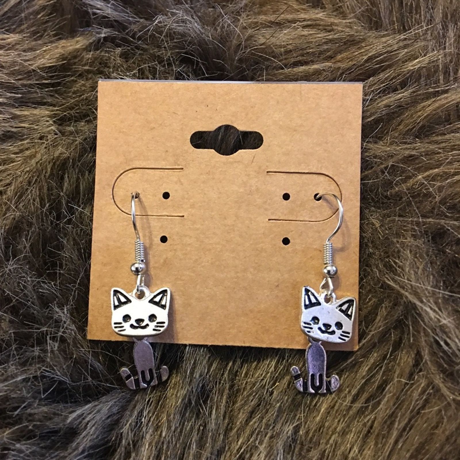 Jewelry Kitty cat dangle body interactive earrings Size ONE SIZE - 2 Thumbnail