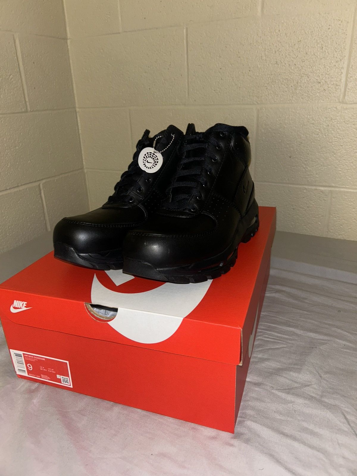 Nike ACG NIKE ACG Size US 9 / EU 42 - 1 Thumbnail