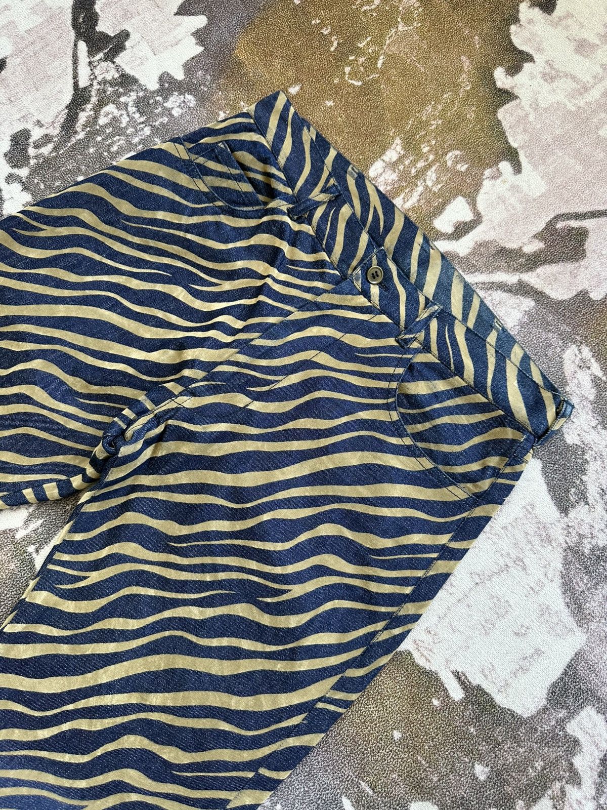 Katharine Hamnett London 90's Katharine Hamnett London zebra striped jeans Size US 30 / EU 46 - 5 Thumbnail