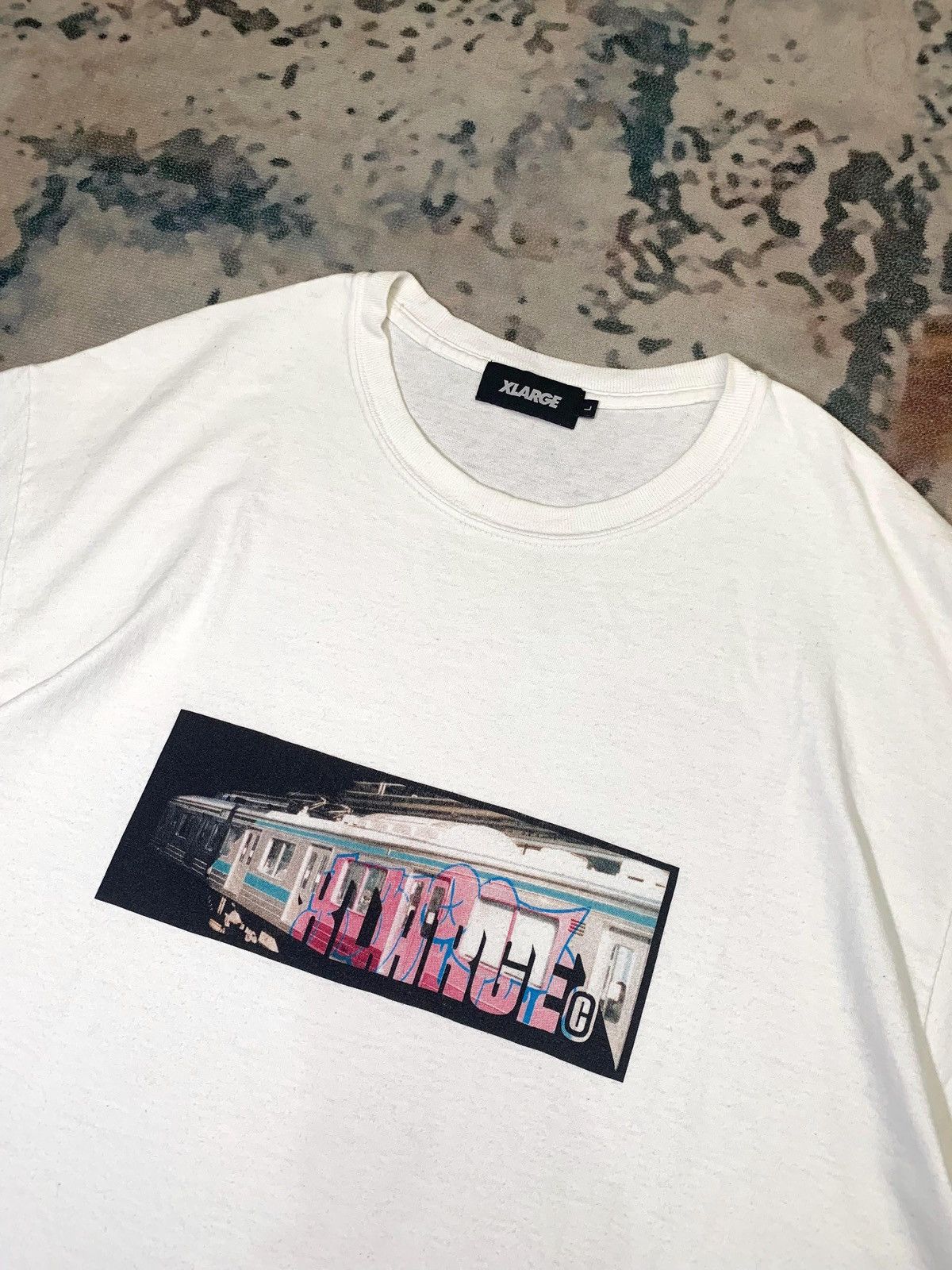 Xlarge Bundling Xlarge Throw Up Graffiti in Train Tshirt Size US L / EU 52-54 / 3 - 3 Thumbnail