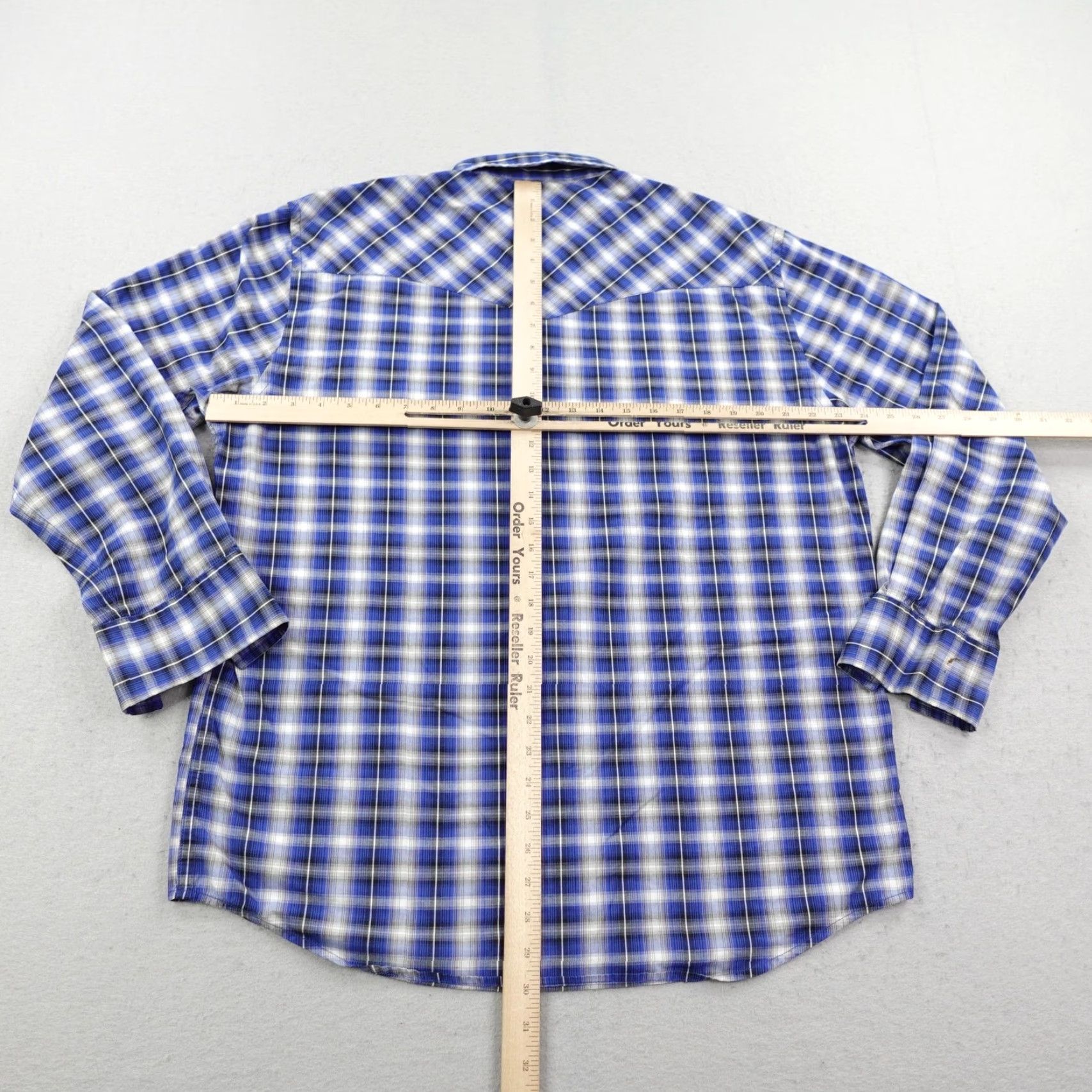 Pendleton VINTAGE Pendleton Shirt Mens Large Blue White Plaid Western Pearl Snap Frontier Cowboy Shirt Men Large Blue Plaid Pearl Snap Cowboy Size US L / EU 52-54 / 3 - 5 Thumbnail