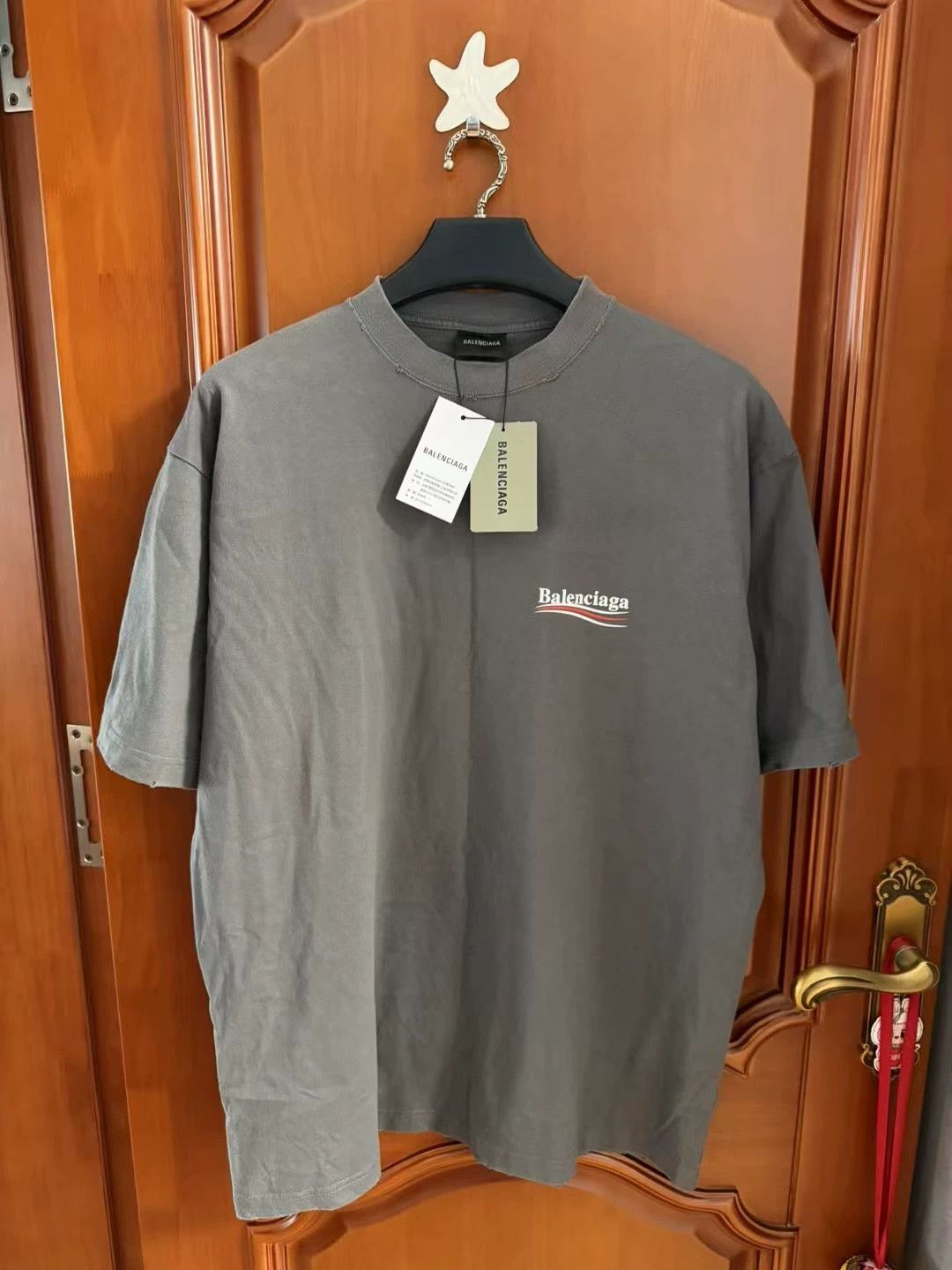 Balenciaga Balenciaga Coke Distressed Logo Gray Tee - dmc Size US M / EU 48-50 / 2 - 1 Thumbnail
