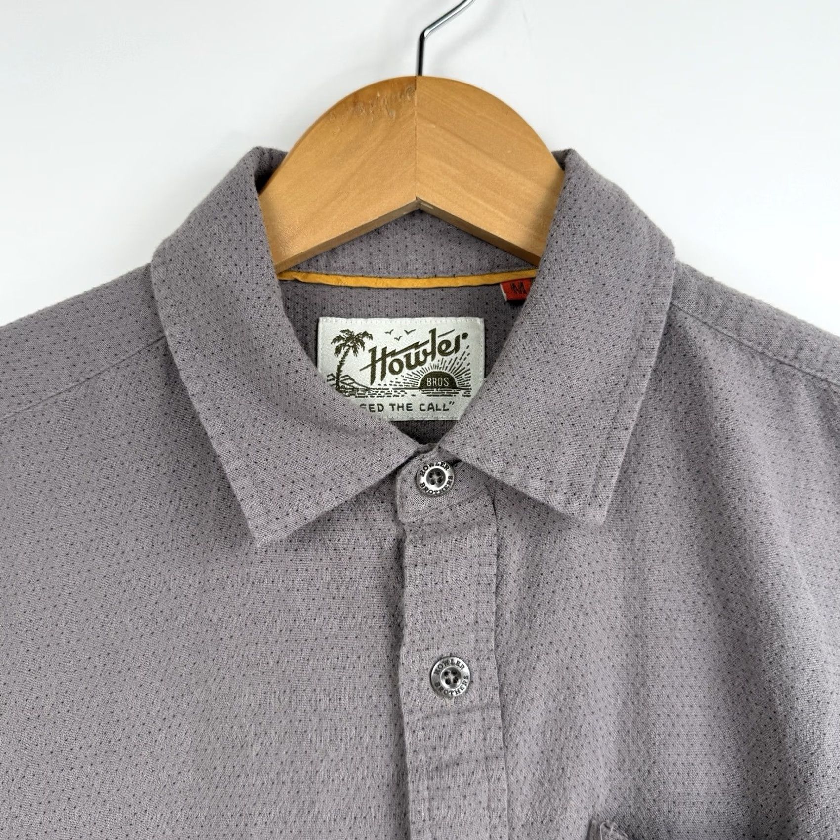 Howler Brothers Howler Brothers Shirt Mens Medium Button-Up Gray Long Sleeve Hiking Outdoors Knit Cotton Polka Dot Casual Travel Workwear Size US M / EU 48-50 / 2 - 2 Thumbnail