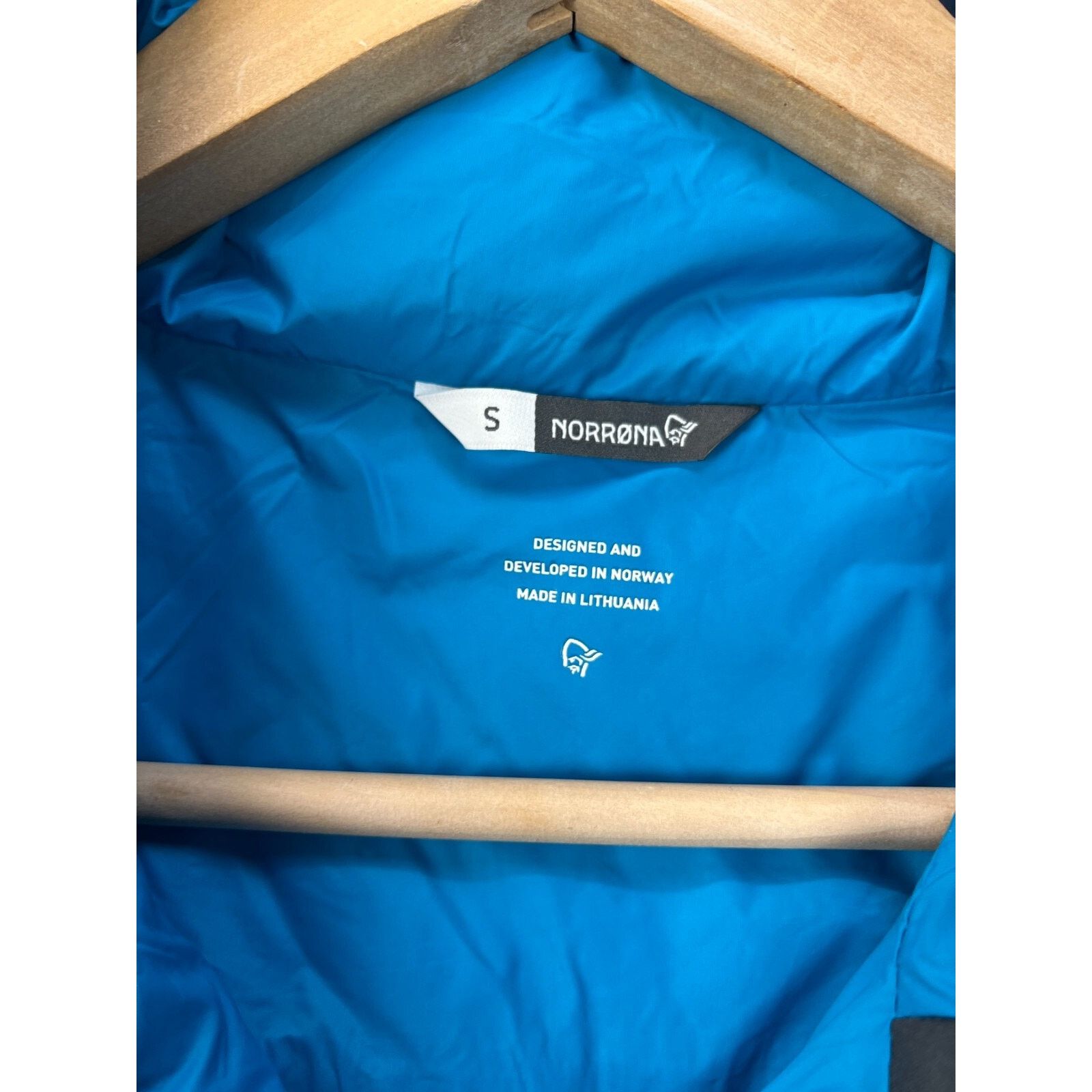 Norrona Norrona Mens Jacket Falketind Thermo60 Hooded Ski Snow Small Size US S / EU 44-46 / 1 - 14 Thumbnail